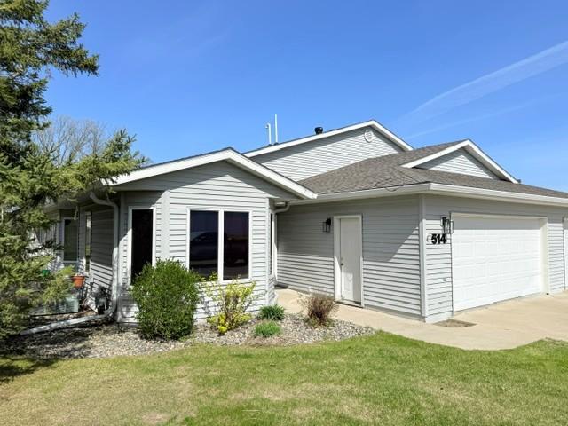 1998 single family home for sale at 514 Scenic Shore Lane SW in Bemidji, MN — 2 bed, 2 bath (photo 2 of 21)