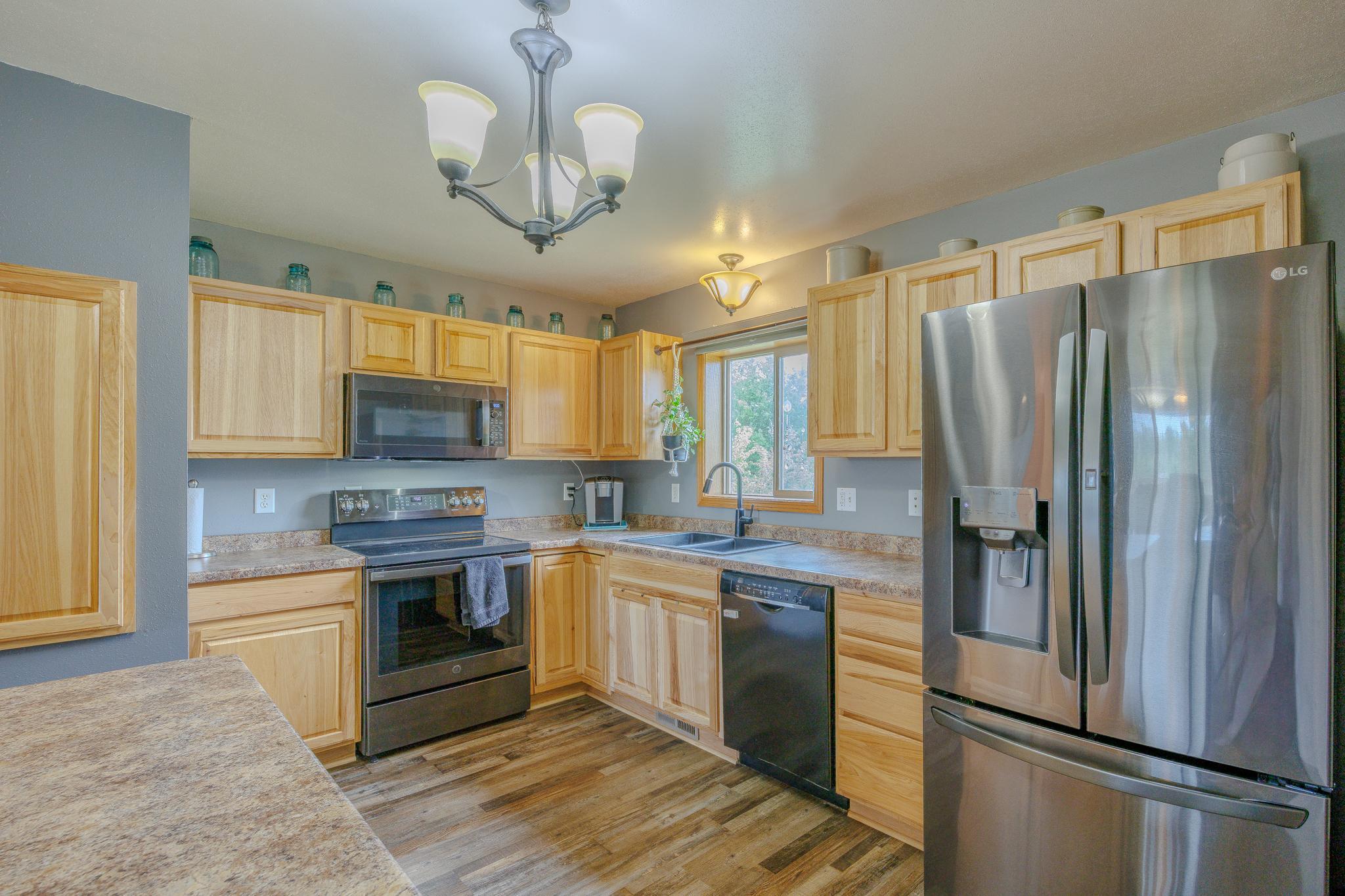 2007 single family home for sale at 4222 Deer Haven Court SW in Bemidji, MN — 4 bed, 2 bath (photo 13 of 59)