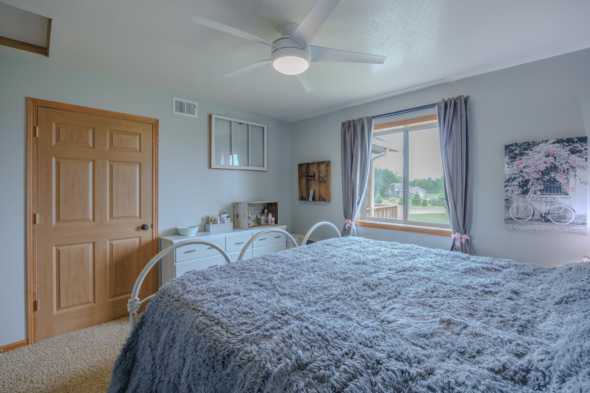 2007 single family home for sale at 4222 Deer Haven Court SW in Bemidji, MN — 4 bed, 2 bath (photo 18 of 59)