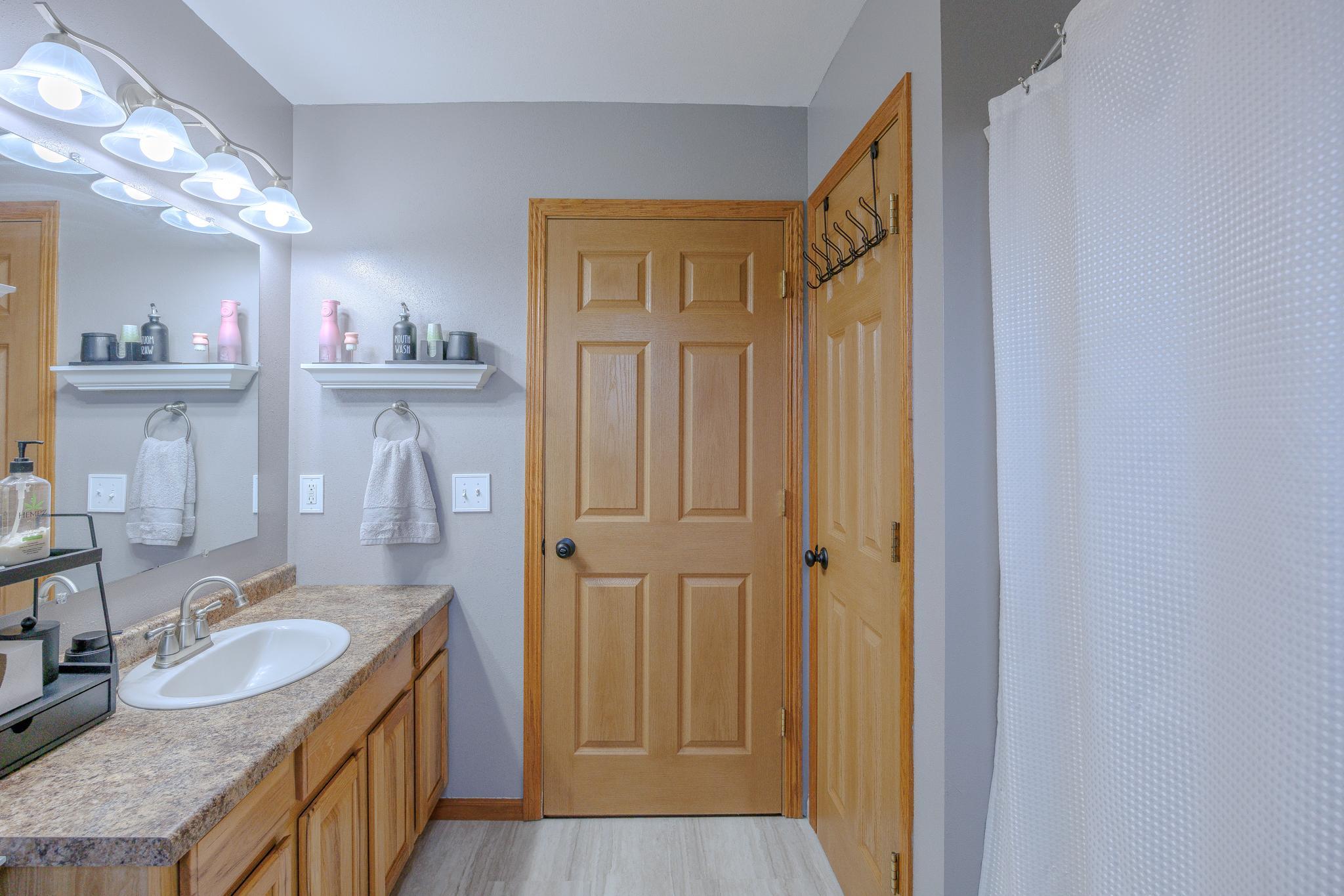 2007 single family home for sale at 4222 Deer Haven Court SW in Bemidji, MN — 4 bed, 2 bath (photo 20 of 59)
