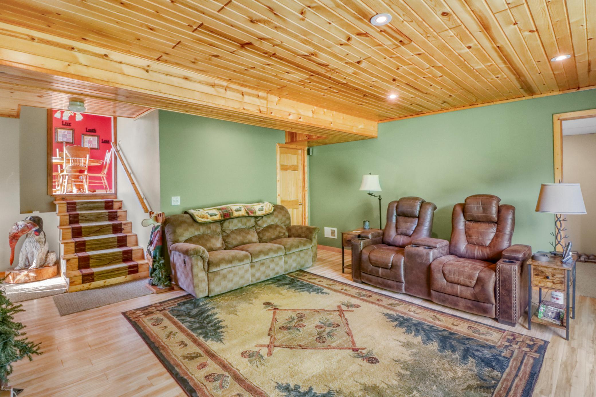 1965 single family home for sale at 23816 Wheeler Lake Road in Detroit Lakes, MN — 3 bed, 2 bath (photo 12 of 49)