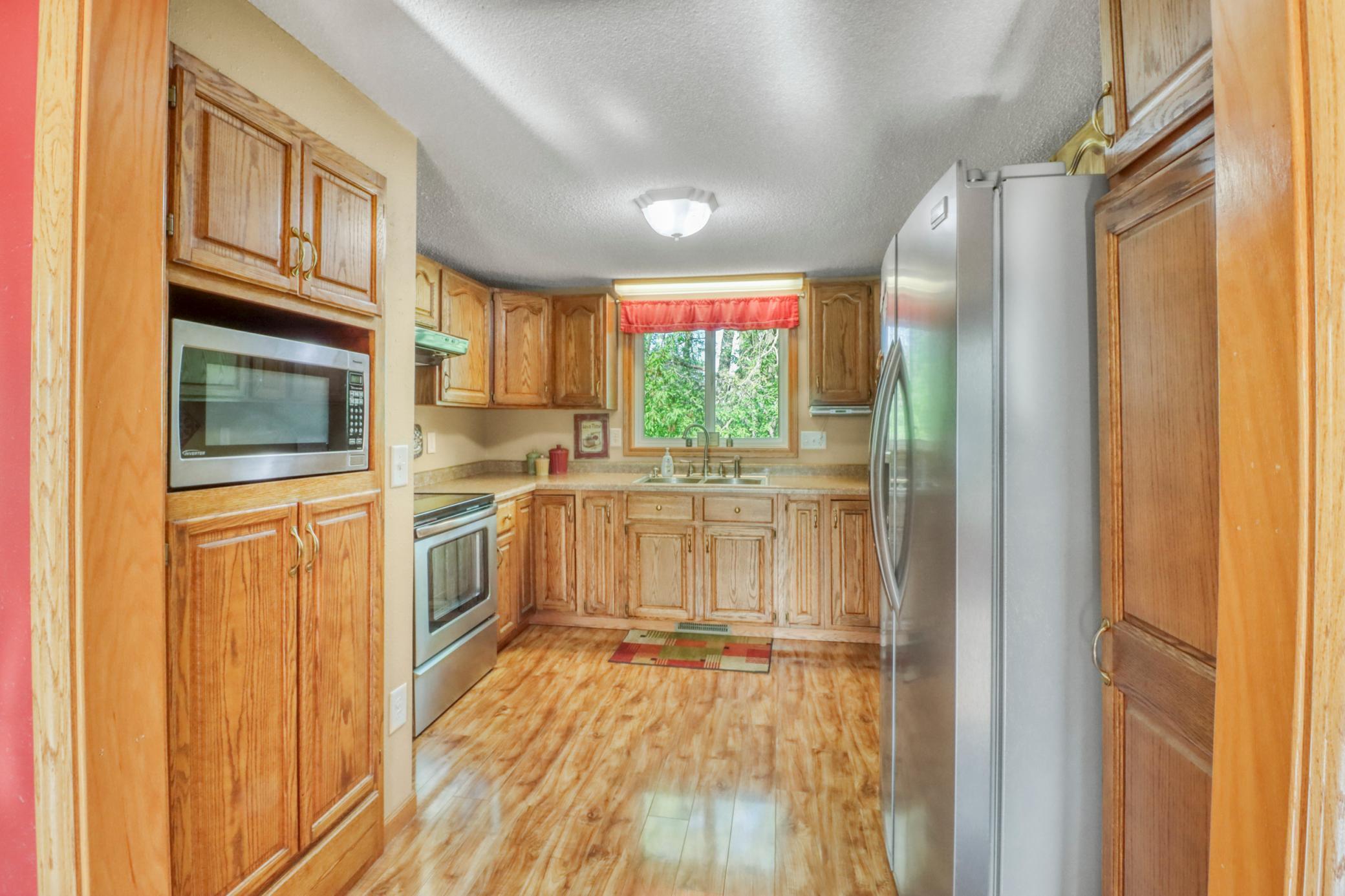 1965 single family home for sale at 23816 Wheeler Lake Road in Detroit Lakes, MN — 3 bed, 2 bath (photo 15 of 49)