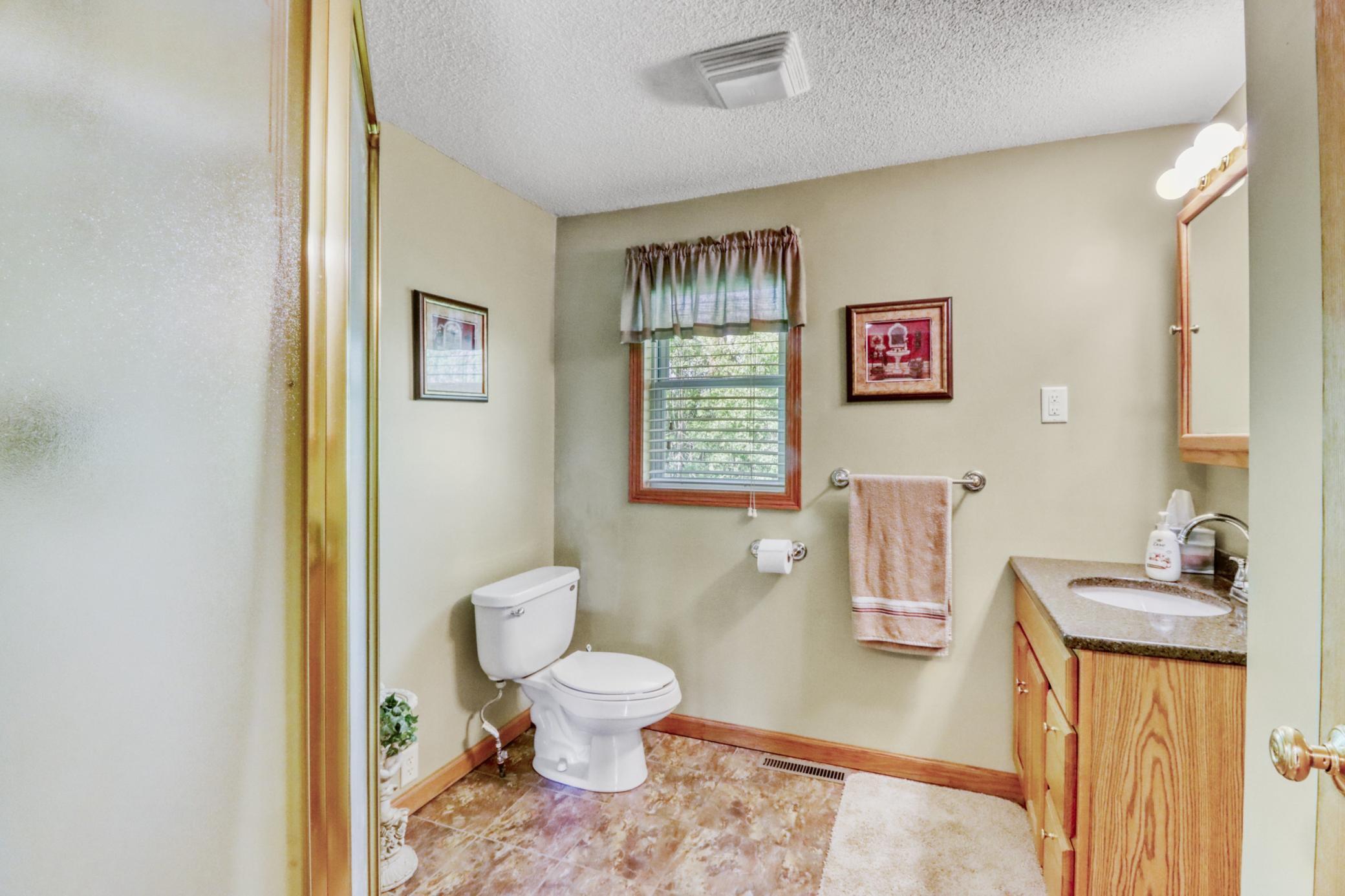 1965 single family home for sale at 23816 Wheeler Lake Road in Detroit Lakes, MN — 3 bed, 2 bath (photo 24 of 49)