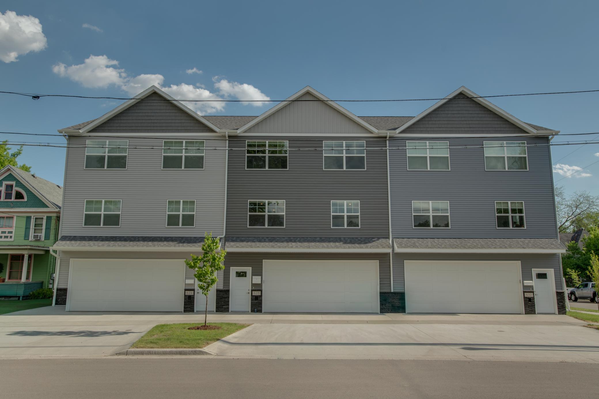 628 10th Avenue N, Fargo ND 58102 - Photo 4 of 42