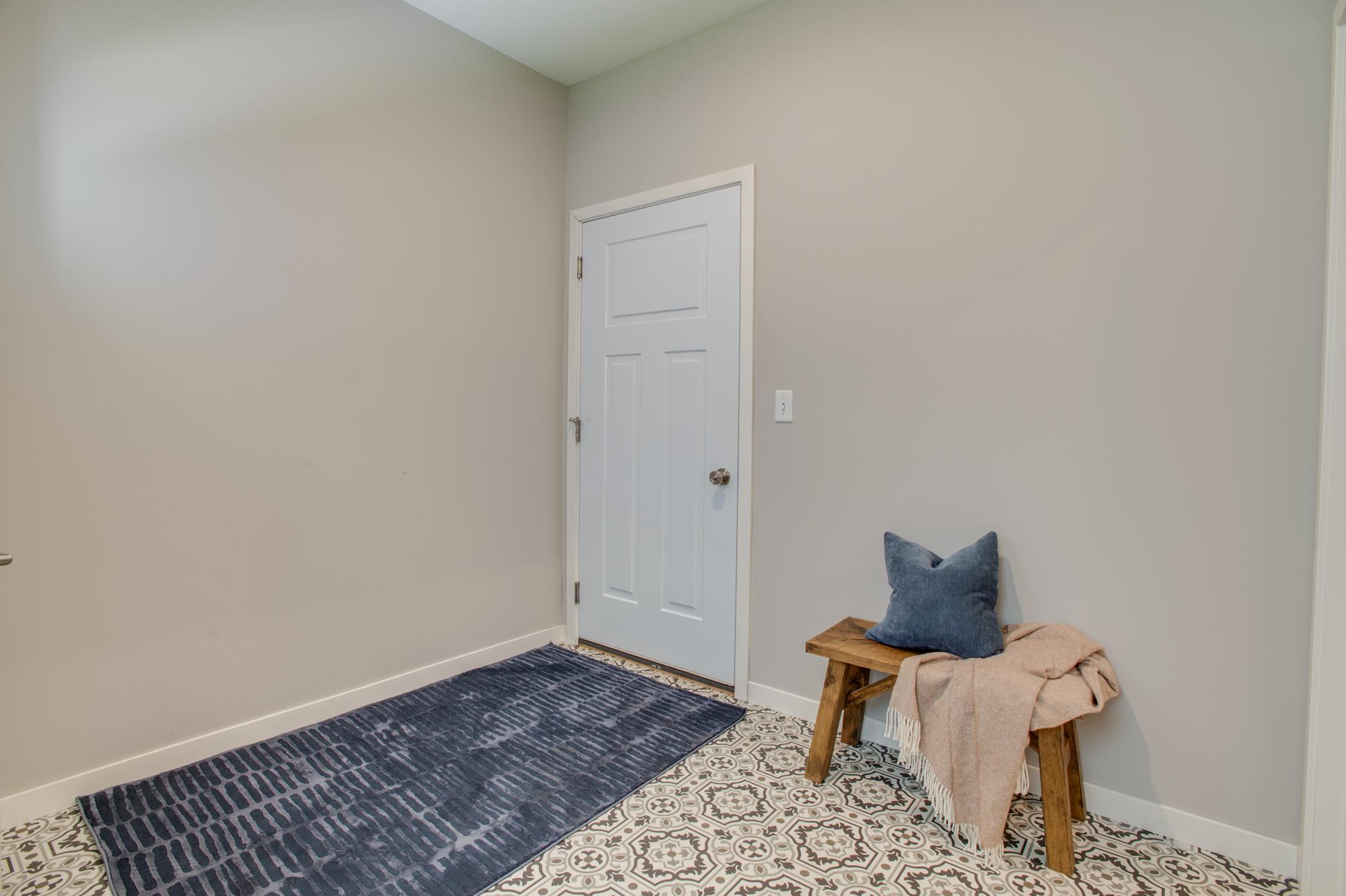 628 10th Avenue N, Fargo ND 58102 - Photo 7 of 42