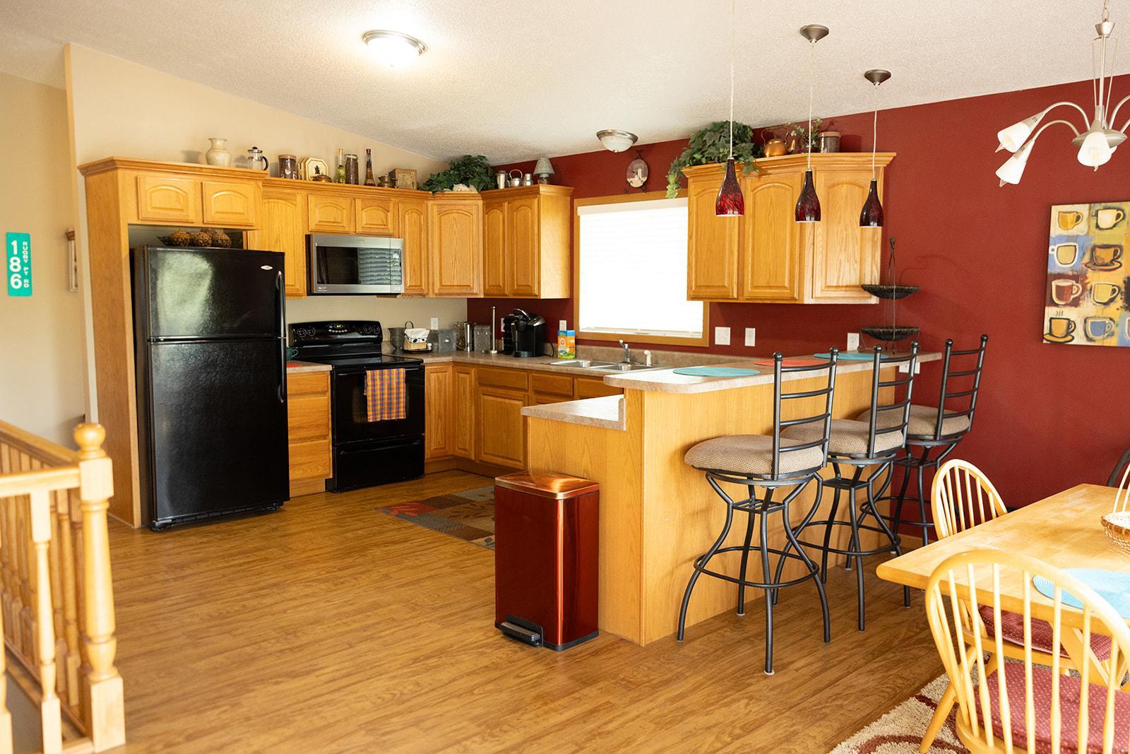 2006 single family home for sale at 186 RUGBY POINT Road in Bottineau, ND — 5 bed, 2 bath (photo 41 of 76)