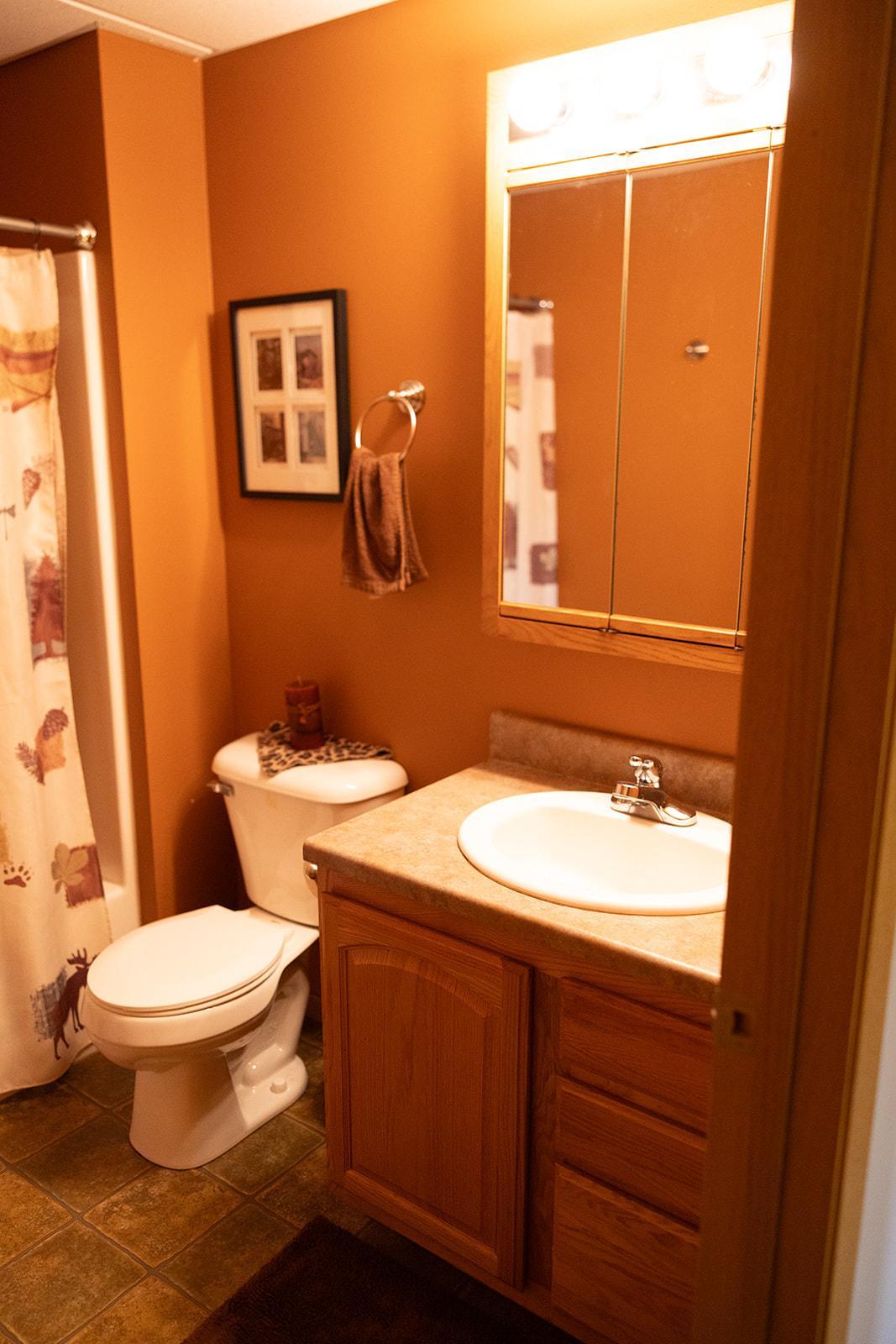 2006 single family home for sale at 186 RUGBY POINT Road in Bottineau, ND — 5 bed, 2 bath (photo 69 of 76)