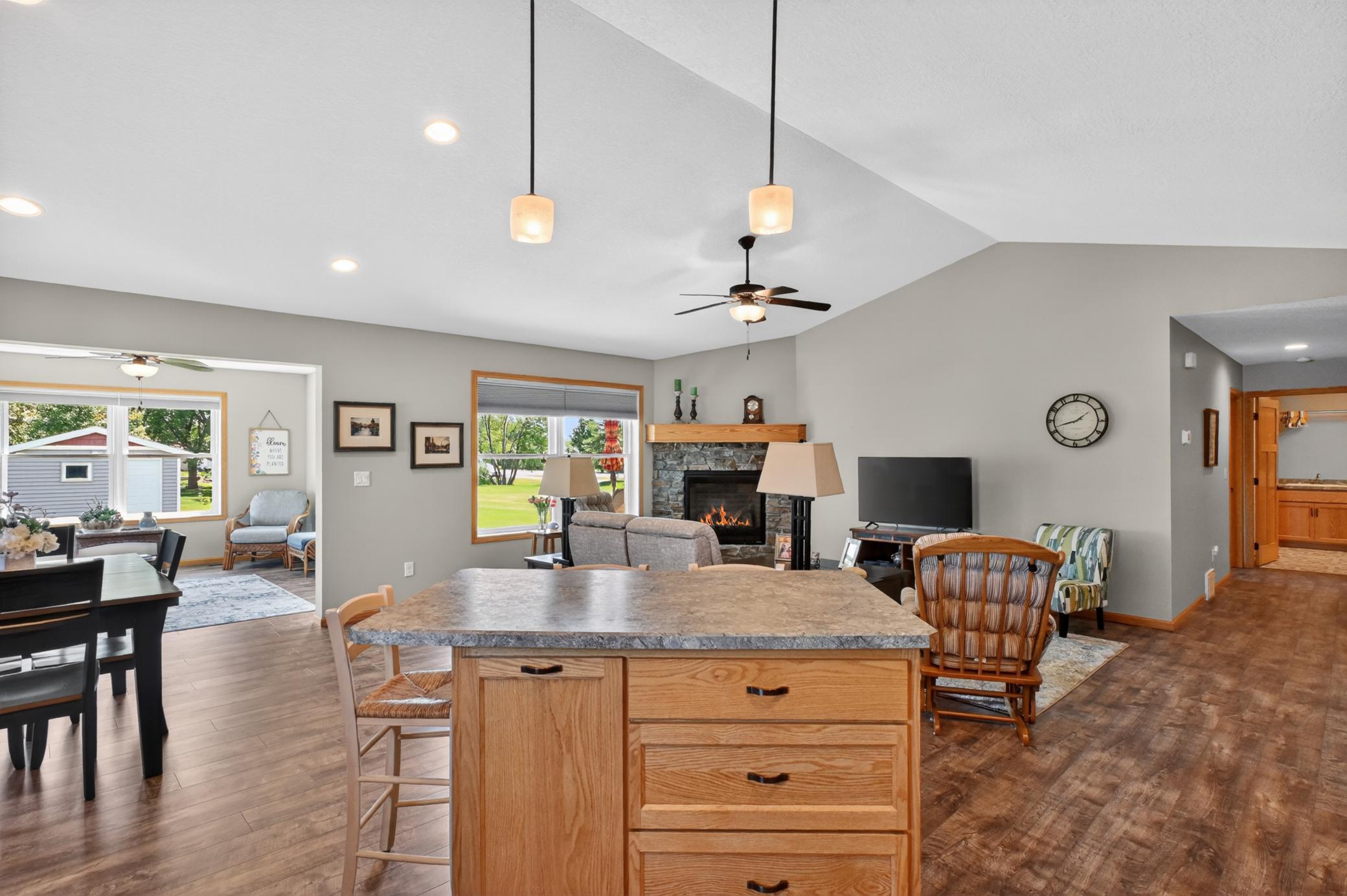 2019 single family home for sale at 614 Dewberry Lane in Alexandria, MN — 4 bed, 3 bath (photo 20 of 63)