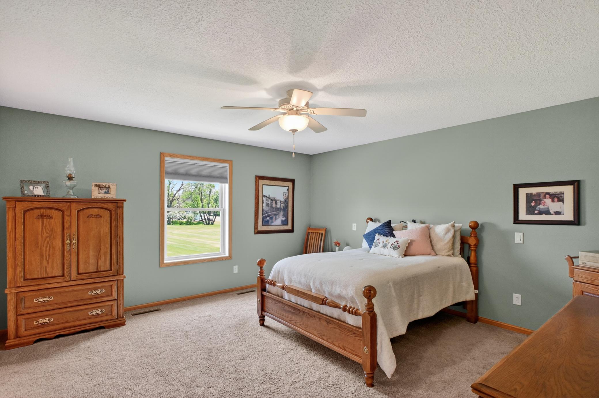 2019 single family home for sale at 614 Dewberry Lane in Alexandria, MN — 4 bed, 3 bath (photo 31 of 63)