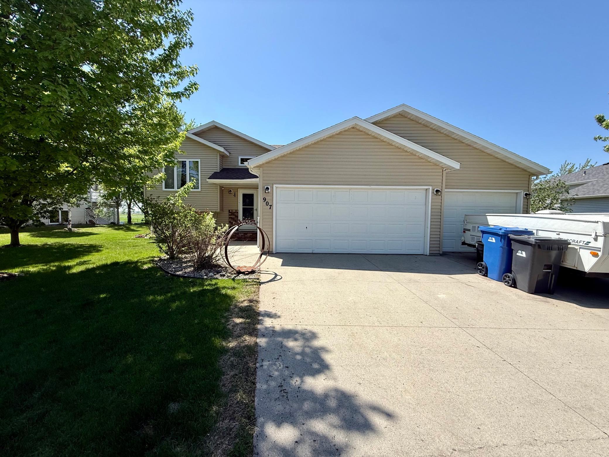 907 11th Avenue SE, Barnesville MN 56514 - Photo 2 of 7