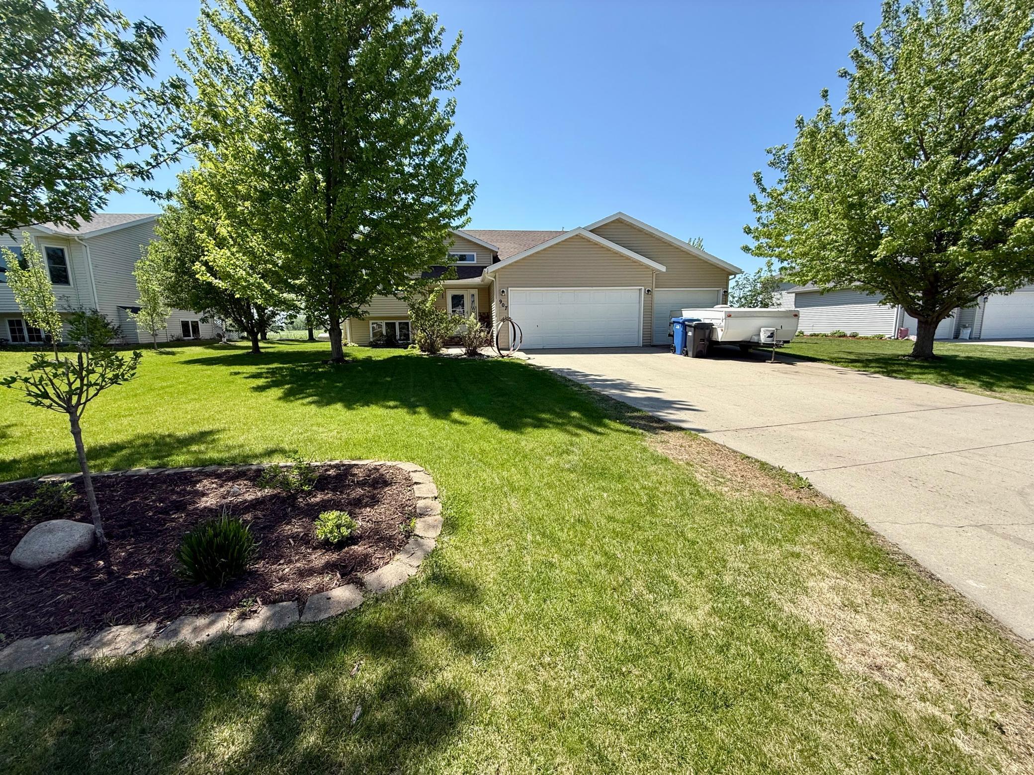 907 11th Avenue SE, Barnesville MN 56514 - Photo 3 of 7