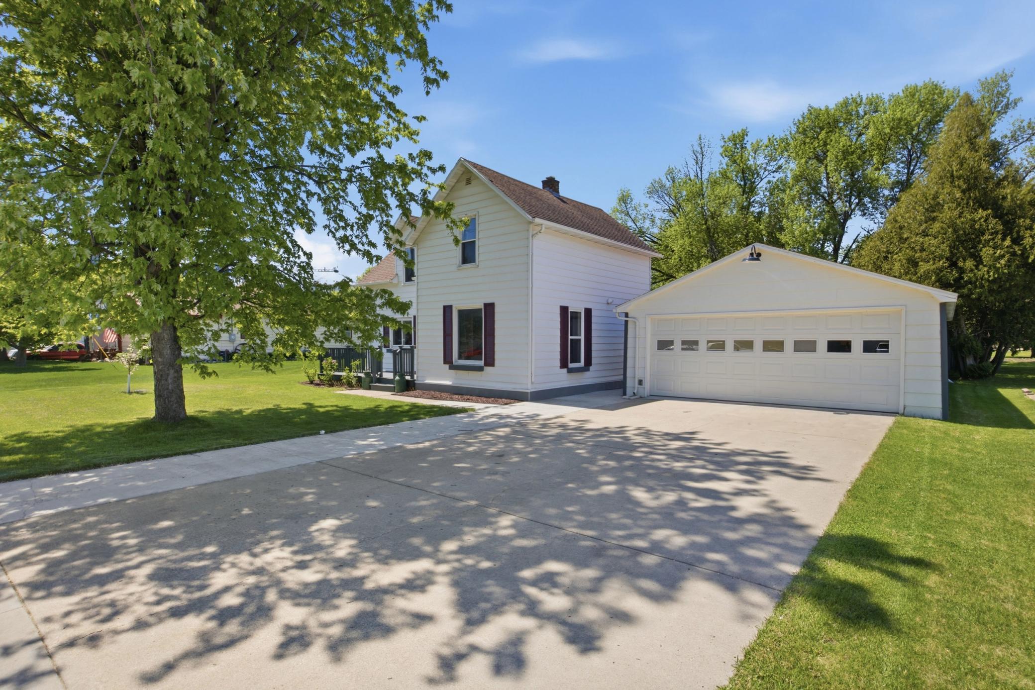 113 Parke Avenue S, Glyndon MN 56547 - Photo 2 of 40