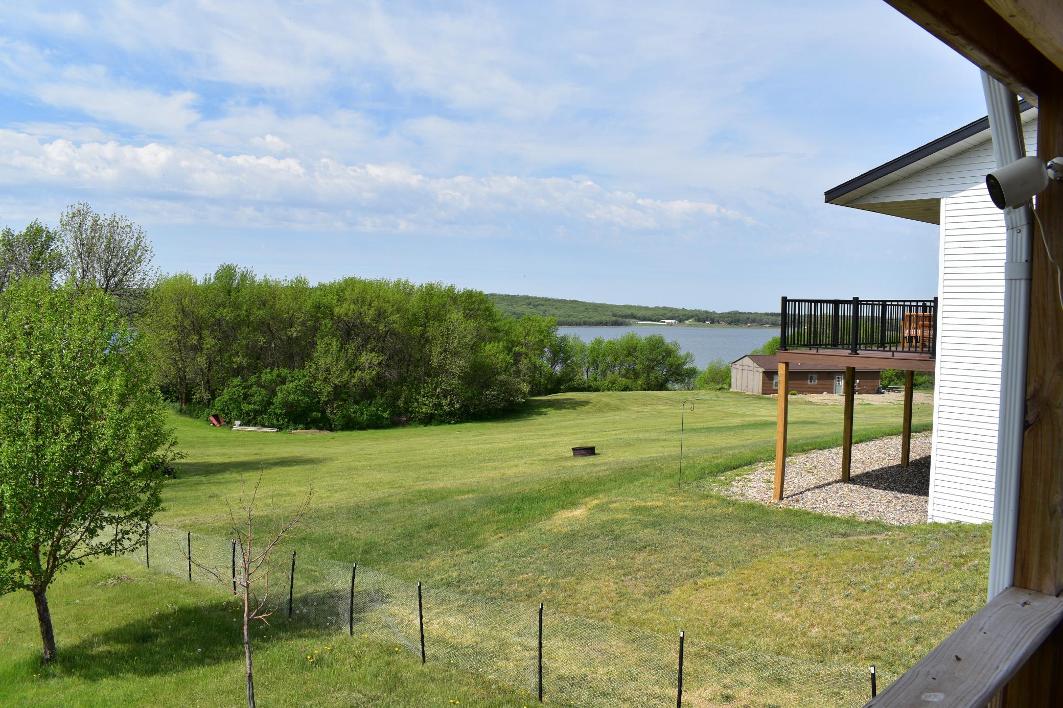 2021 single family home for sale at 2830 G St in Harvey, ND — 3 bed, 2 bath (photo 24 of 43)