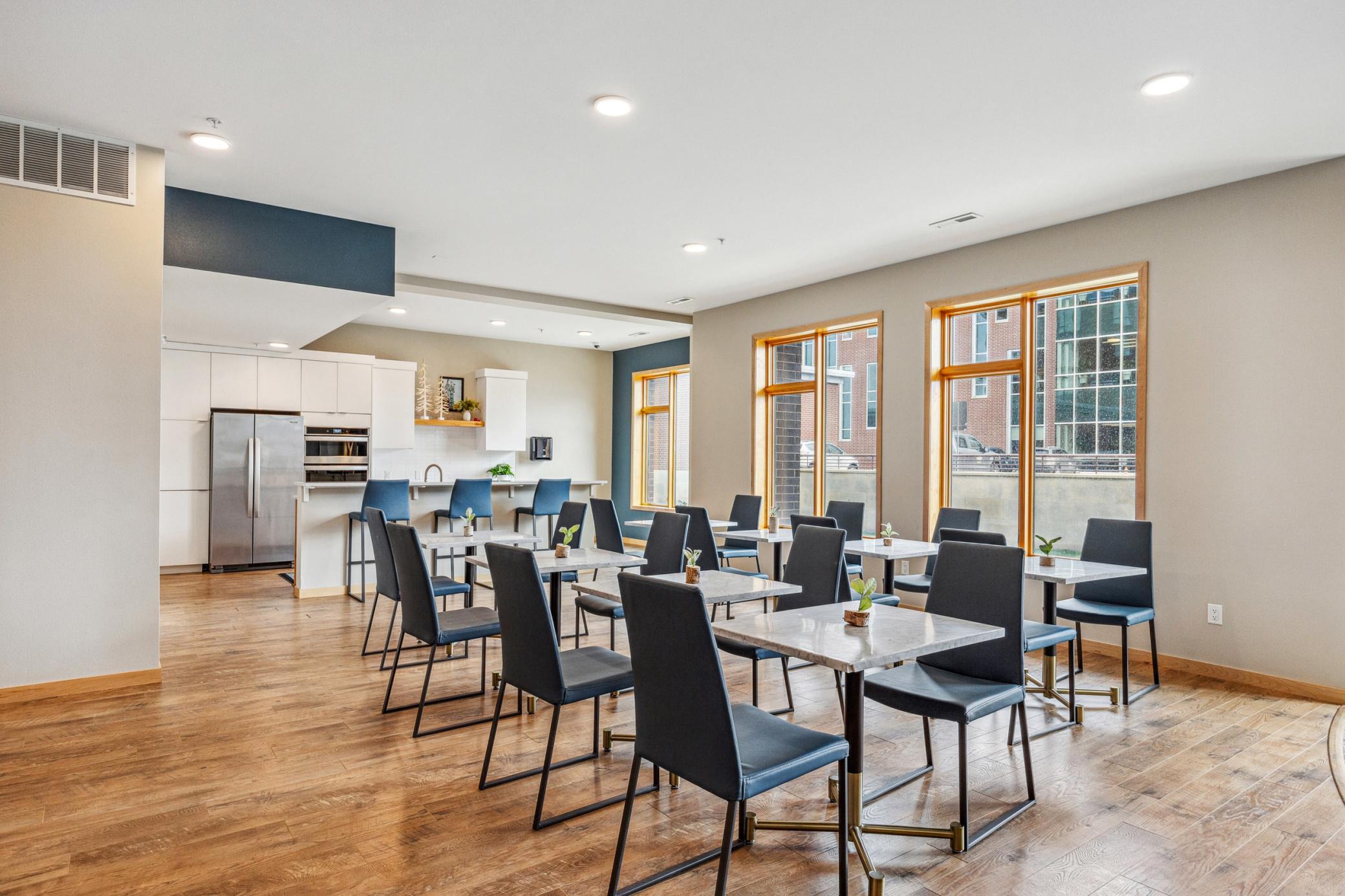 2018 condo for sale at 200 4th Avenue N, Unit 102 in Fargo, ND — 2 bed, 2 bath (photo 29 of 51)