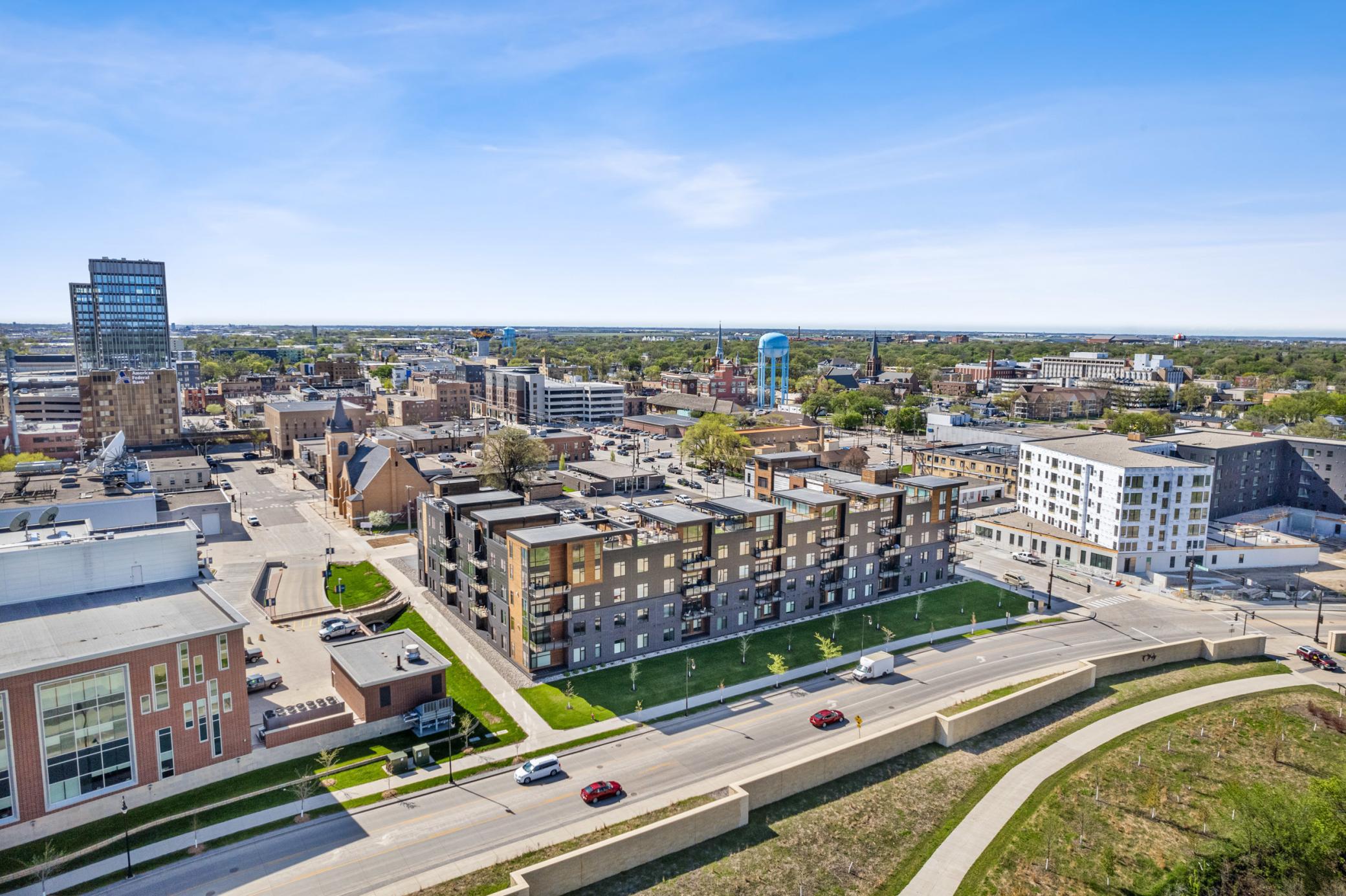 2018 condo for sale at 200 4th Avenue N, Unit 102 in Fargo, ND — 2 bed, 2 bath (photo 42 of 51)