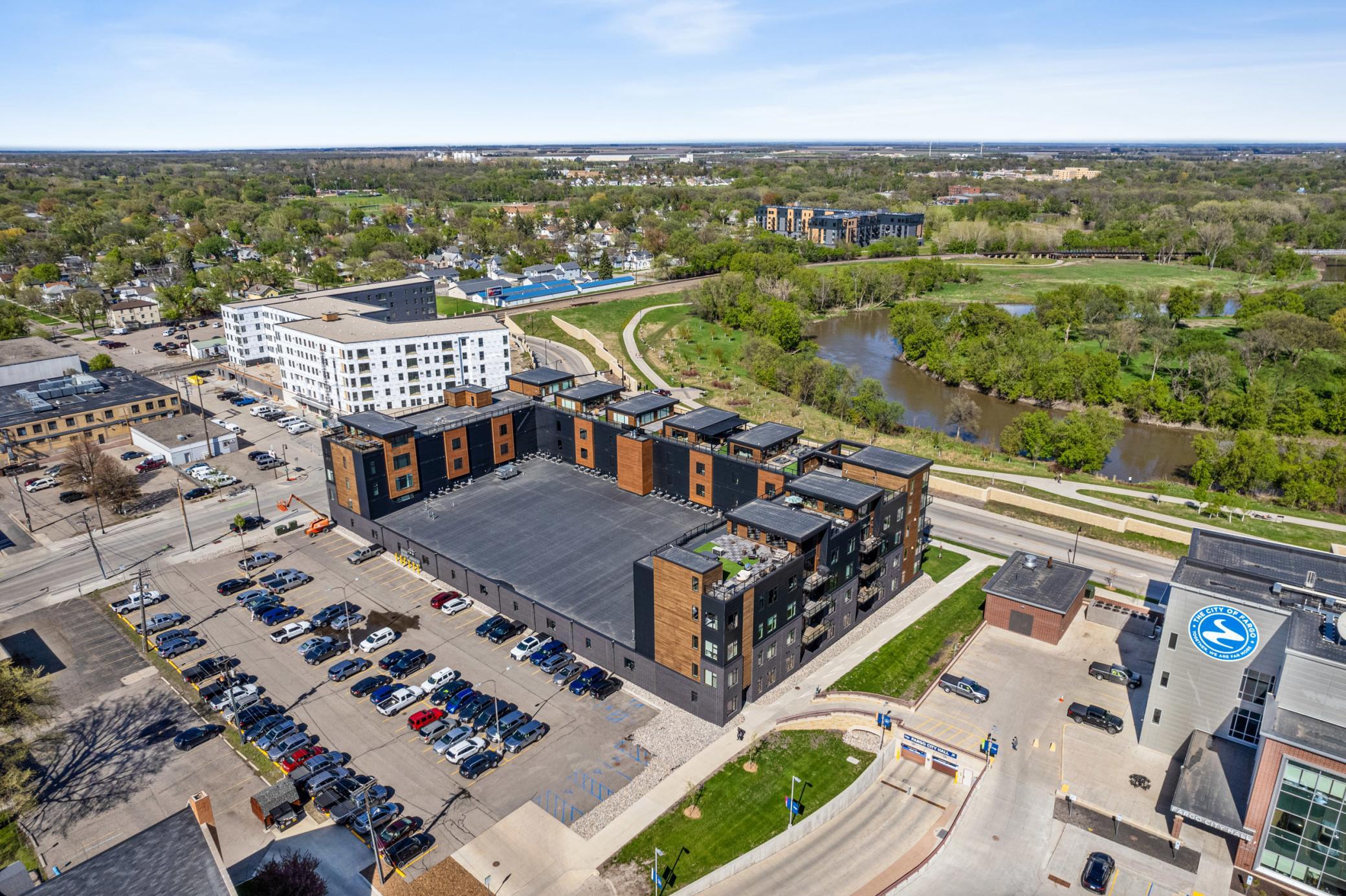 2018 condo for sale at 200 4th Avenue N, Unit 102 in Fargo, ND — 2 bed, 2 bath (photo 44 of 51)