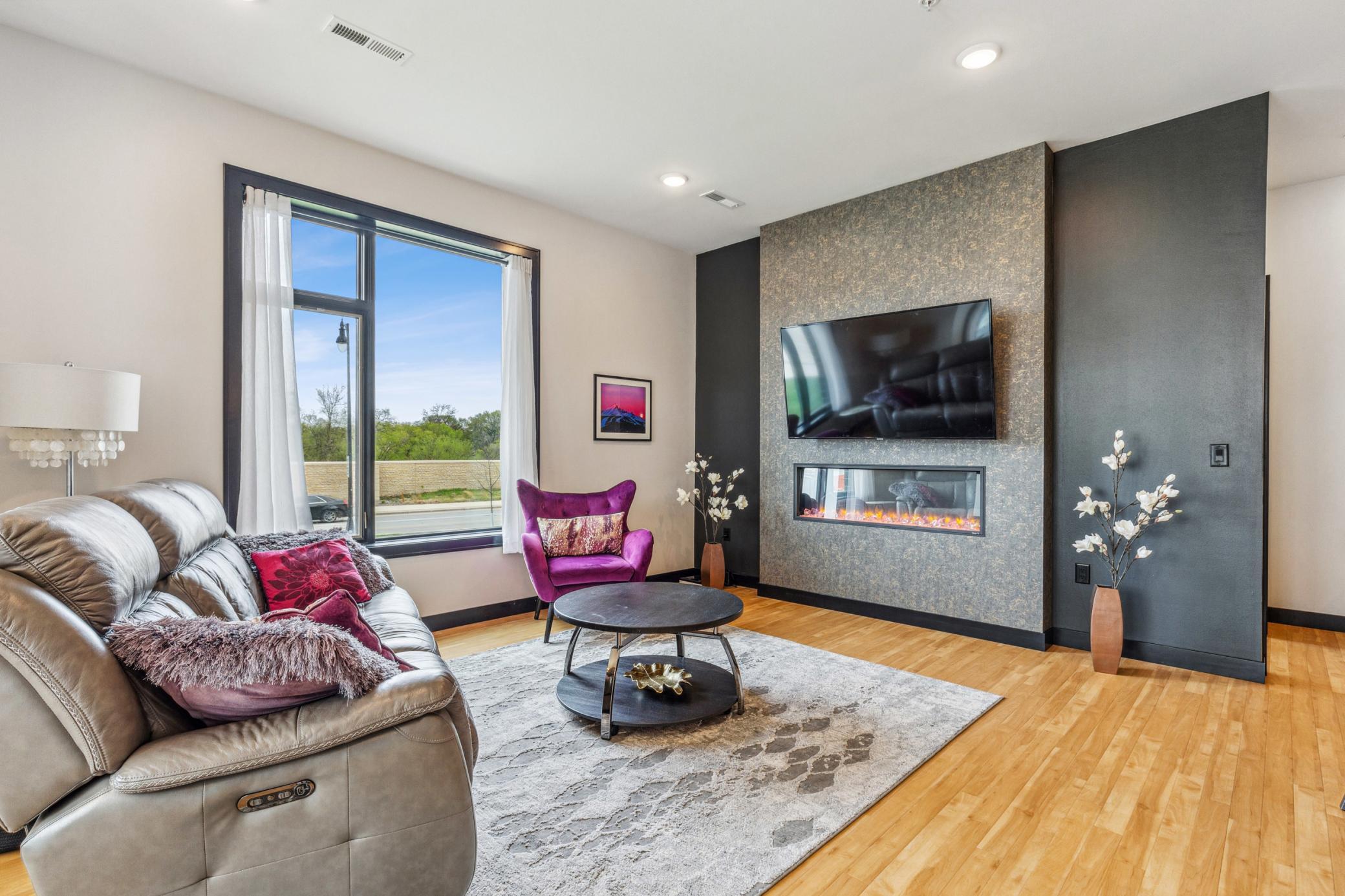 2018 condo for sale at 200 4th Avenue N, Unit 102 in Fargo, ND — 2 bed, 2 bath (photo 10 of 51)