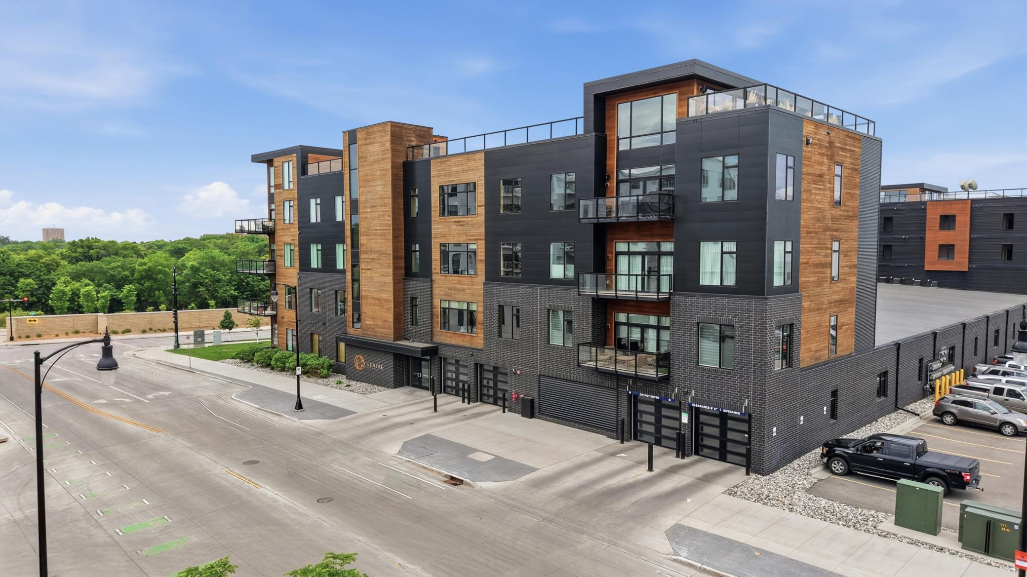 2018 condo for sale at 200 4th Avenue N, Unit 102 in Fargo, ND — 2 bed, 2 bath (photo 39 of 51)