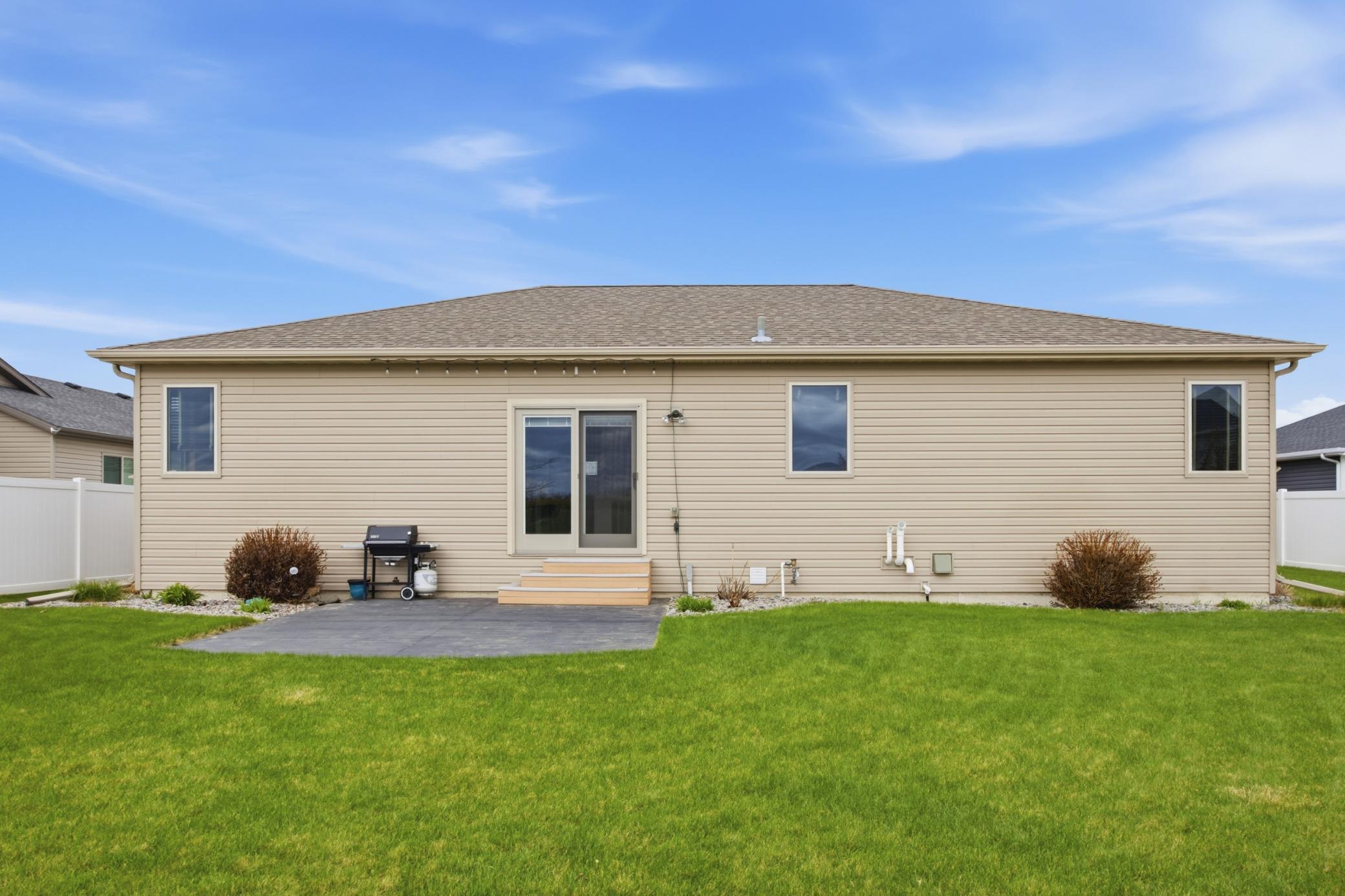 4727 6th Street W, West Fargo ND 58078 - Photo 39 of 40