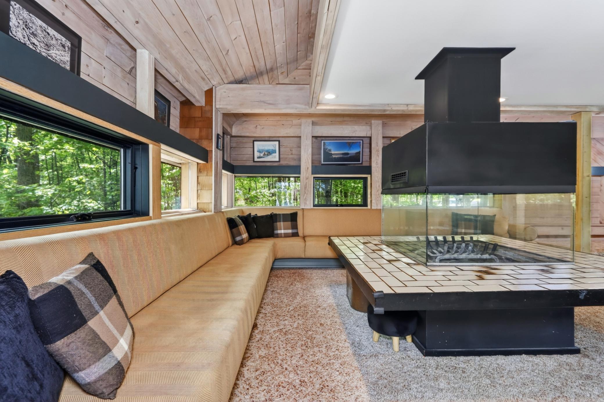 1973 single family home for sale at 30333 Sunny Beach Road in Grand Rapids, MN — 3 bed, 3 bath (photo 15 of 77)