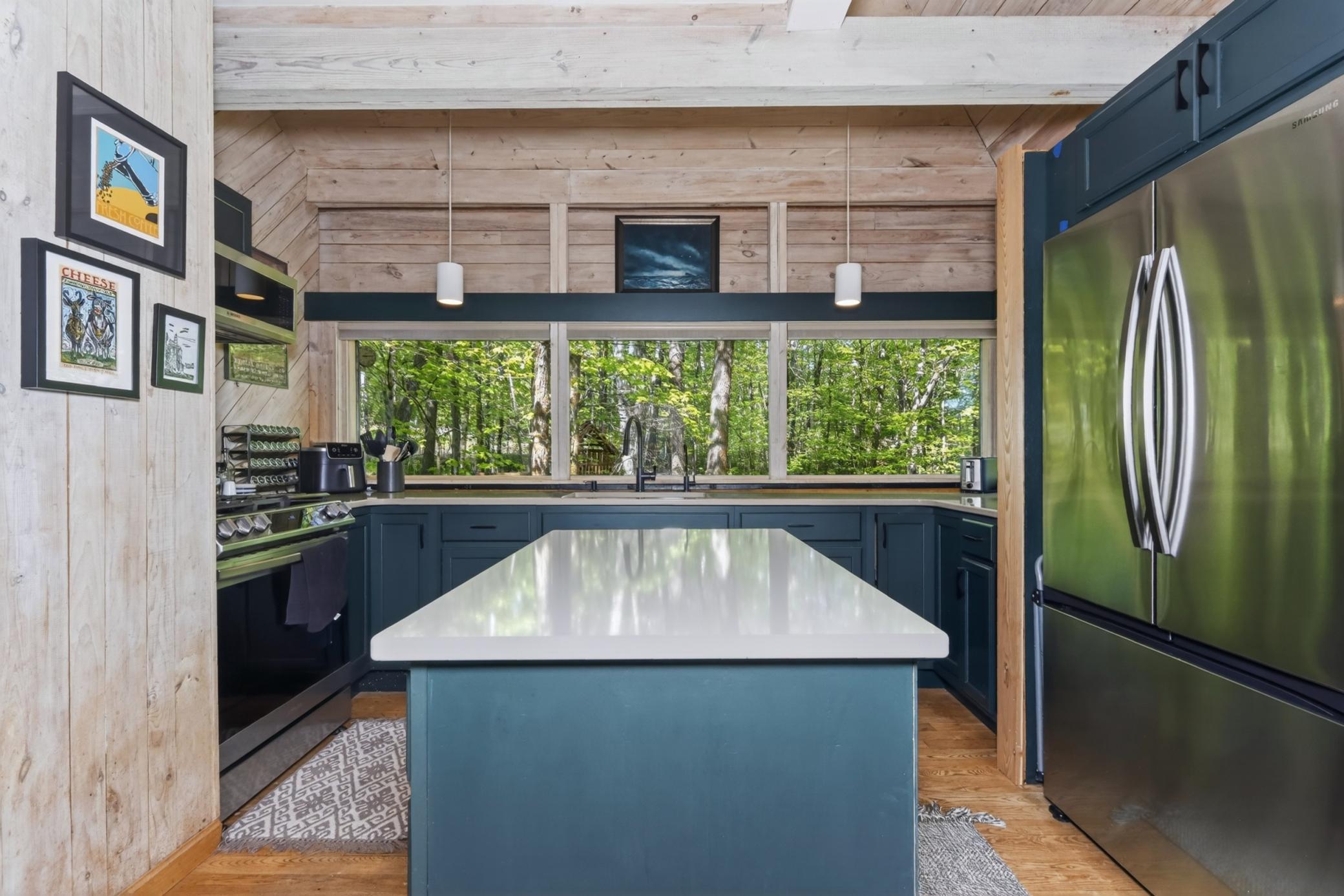 1973 single family home for sale at 30333 Sunny Beach Road in Grand Rapids, MN — 3 bed, 3 bath (photo 33 of 77)