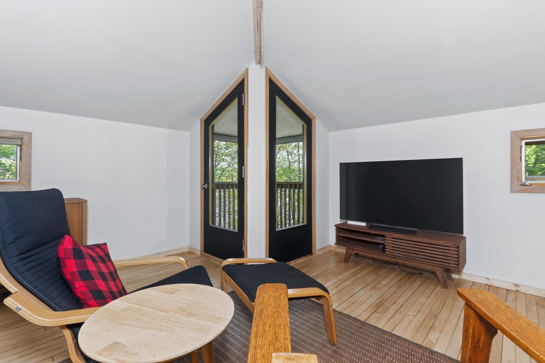 1973 single family home for sale at 30333 Sunny Beach Road in Grand Rapids, MN — 3 bed, 3 bath (photo 39 of 77)