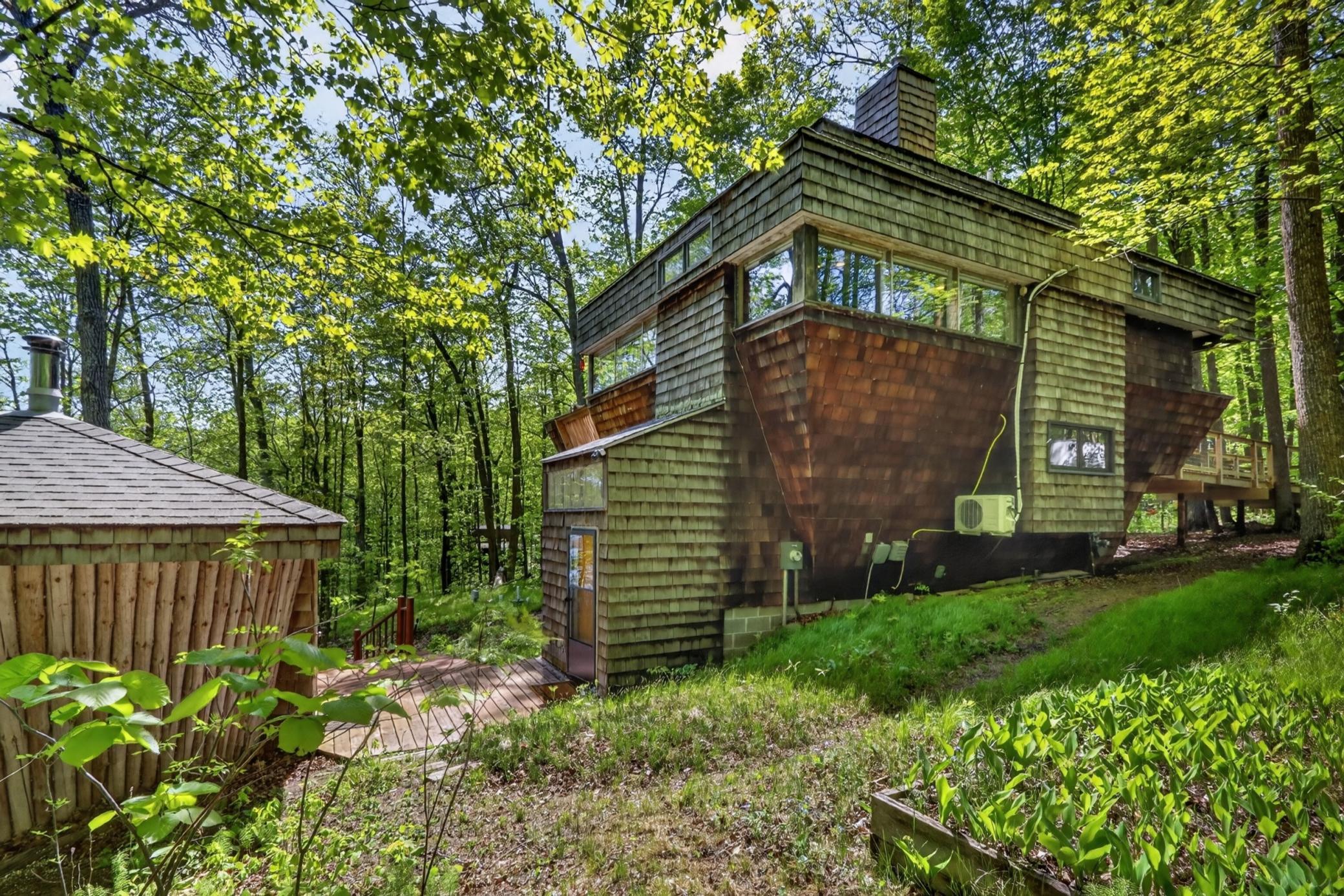 1973 single family home for sale at 30333 Sunny Beach Road in Grand Rapids, MN — 3 bed, 3 bath (photo 61 of 77)