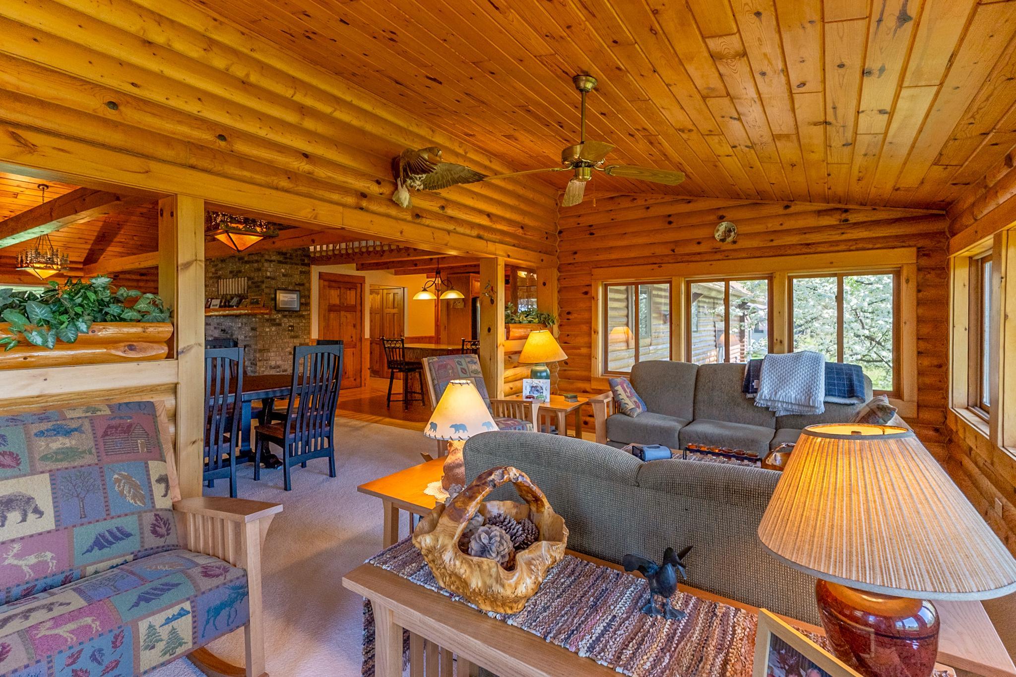 1989 single family home for sale at 20266 Windhill Drive in Bemidji, MN — 5 bed, 4 bath (photo 17 of 108)