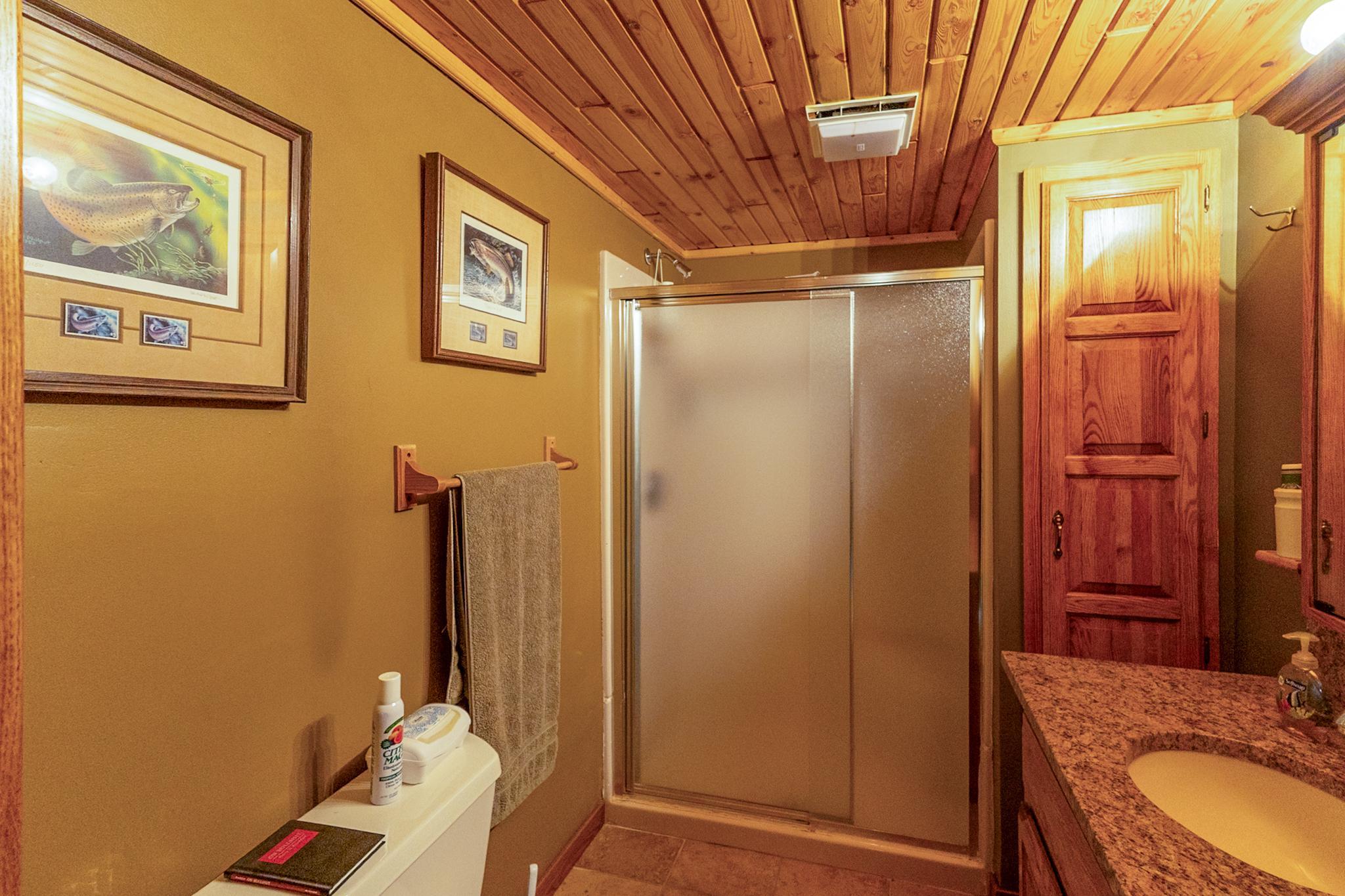 1989 single family home for sale at 20266 Windhill Drive in Bemidji, MN — 5 bed, 4 bath (photo 61 of 108)