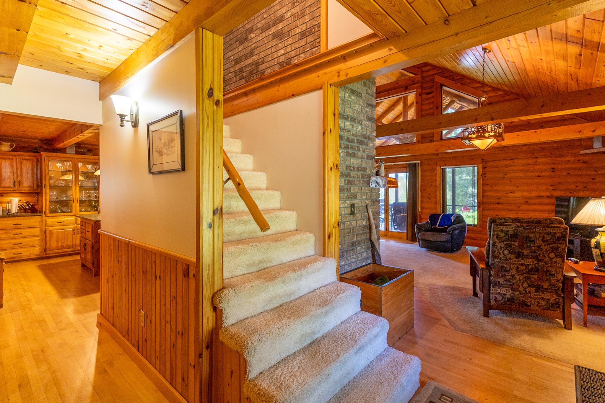 1989 single family home for sale at 20266 Windhill Drive in Bemidji, MN — 5 bed, 4 bath (photo 10 of 108)
