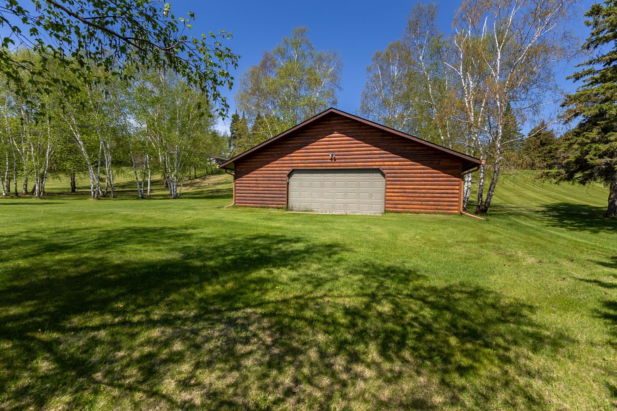 1989 single family home for sale at 20266 Windhill Drive in Bemidji, MN — 5 bed, 4 bath (photo 103 of 135)
