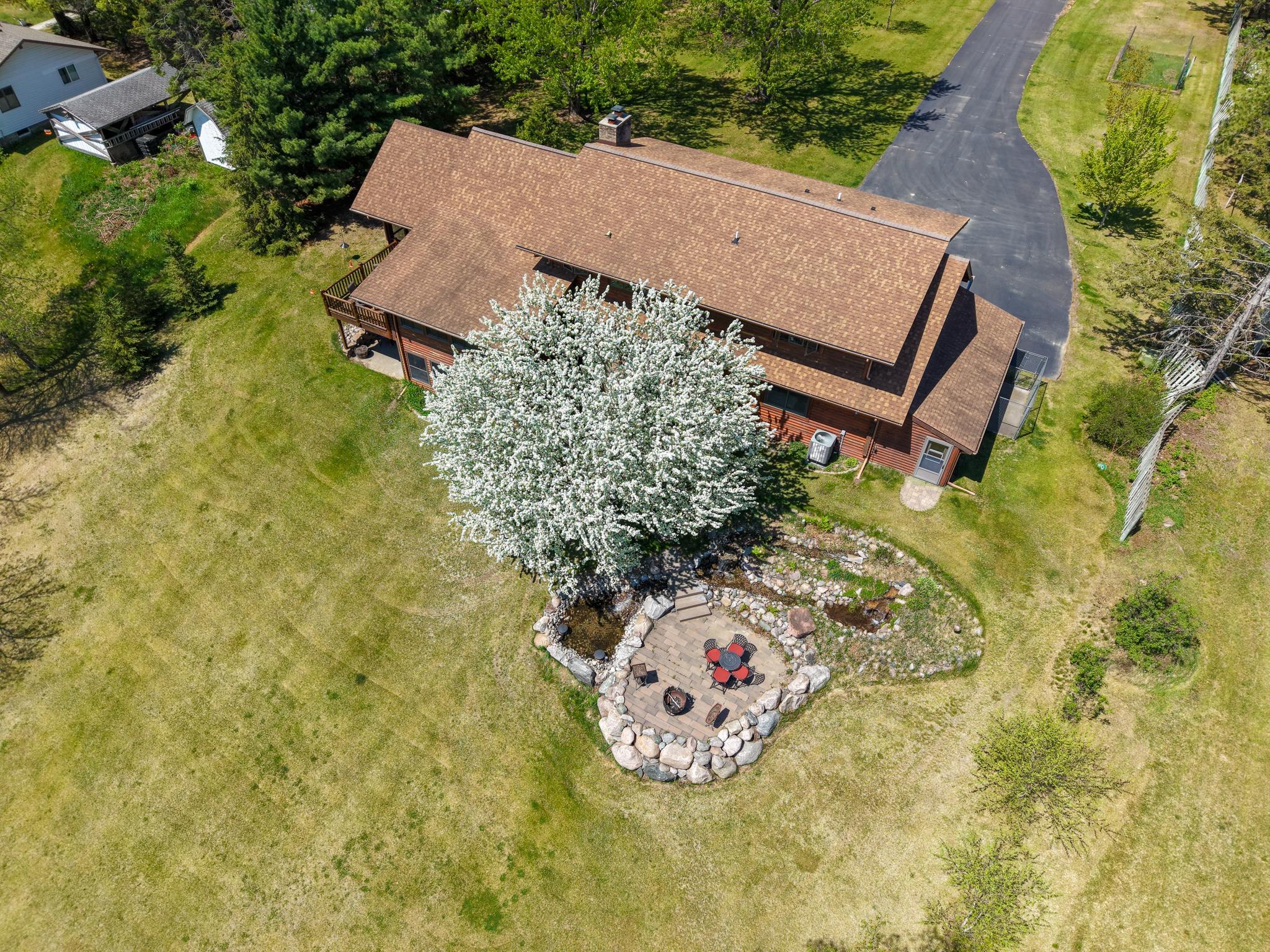 1989 single family home for sale at 20266 Windhill Drive in Bemidji, MN — 5 bed, 4 bath (photo 129 of 135)