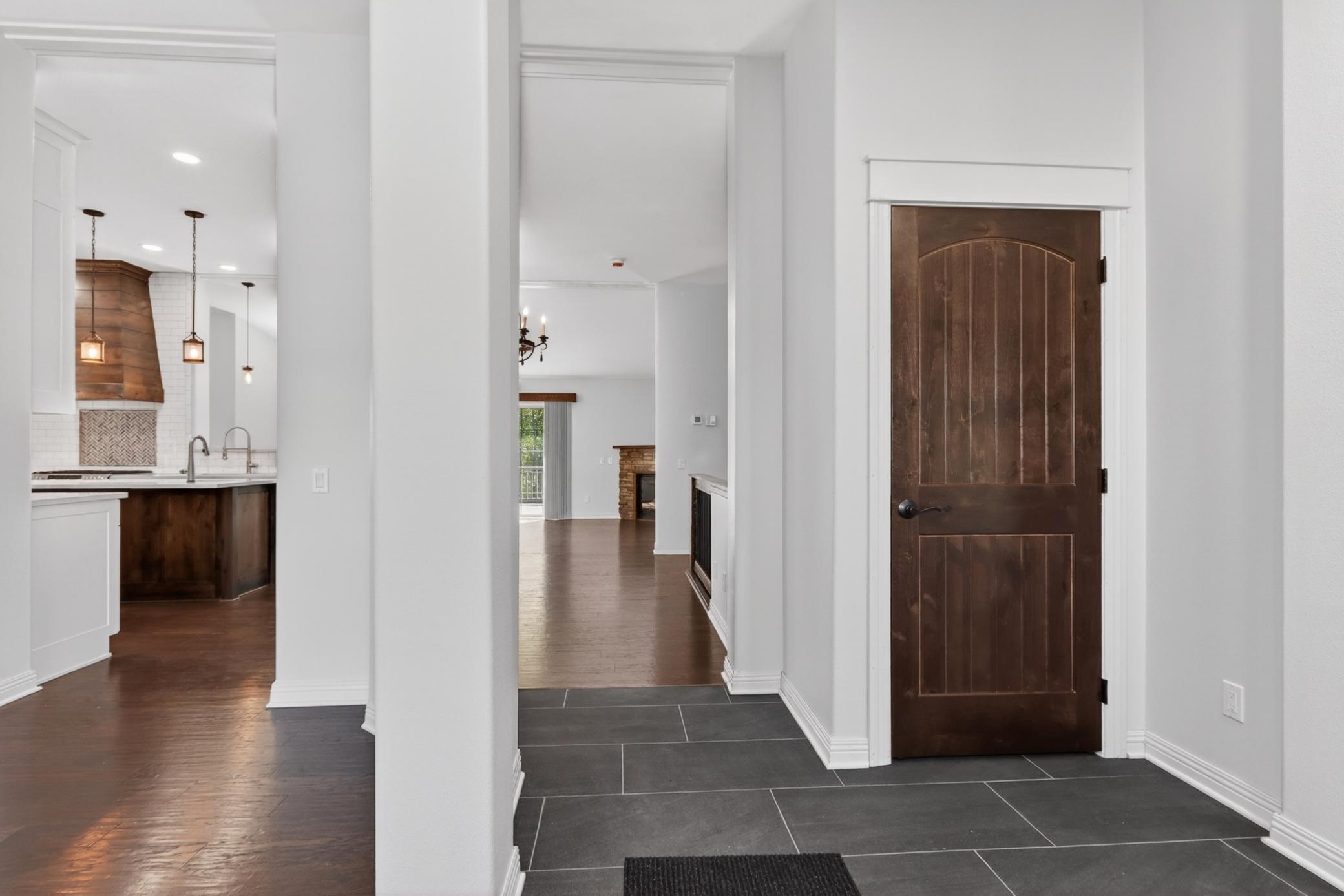 2006 single family home for sale at 1704 Forest Hills Avenue in Grand Rapids, MN — 5 bed, 3 bath (photo 15 of 91)