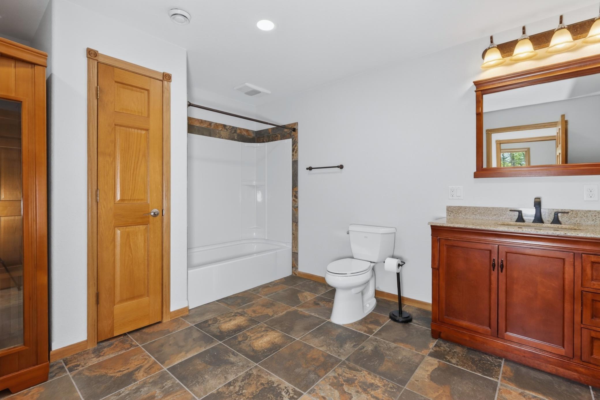 2006 single family home for sale at 1704 Forest Hills Avenue in Grand Rapids, MN — 5 bed, 3 bath (photo 53 of 91)
