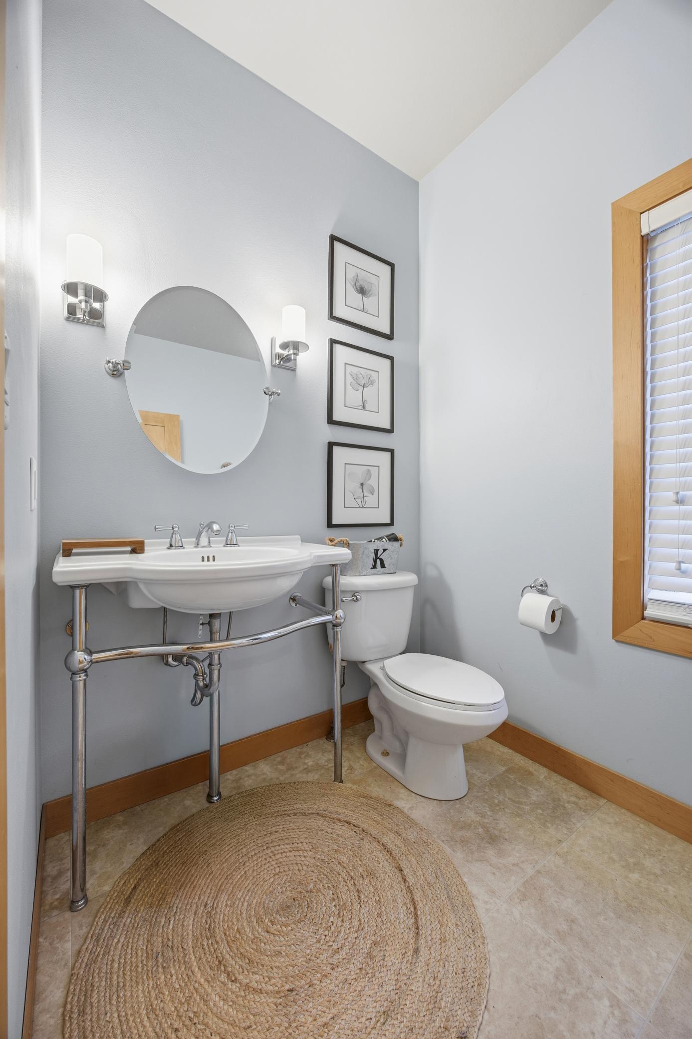 2009 single family home for sale at 3847 43rd Avenue S in Moorhead, MN — 5 bed, 4 bath (photo 15 of 40)