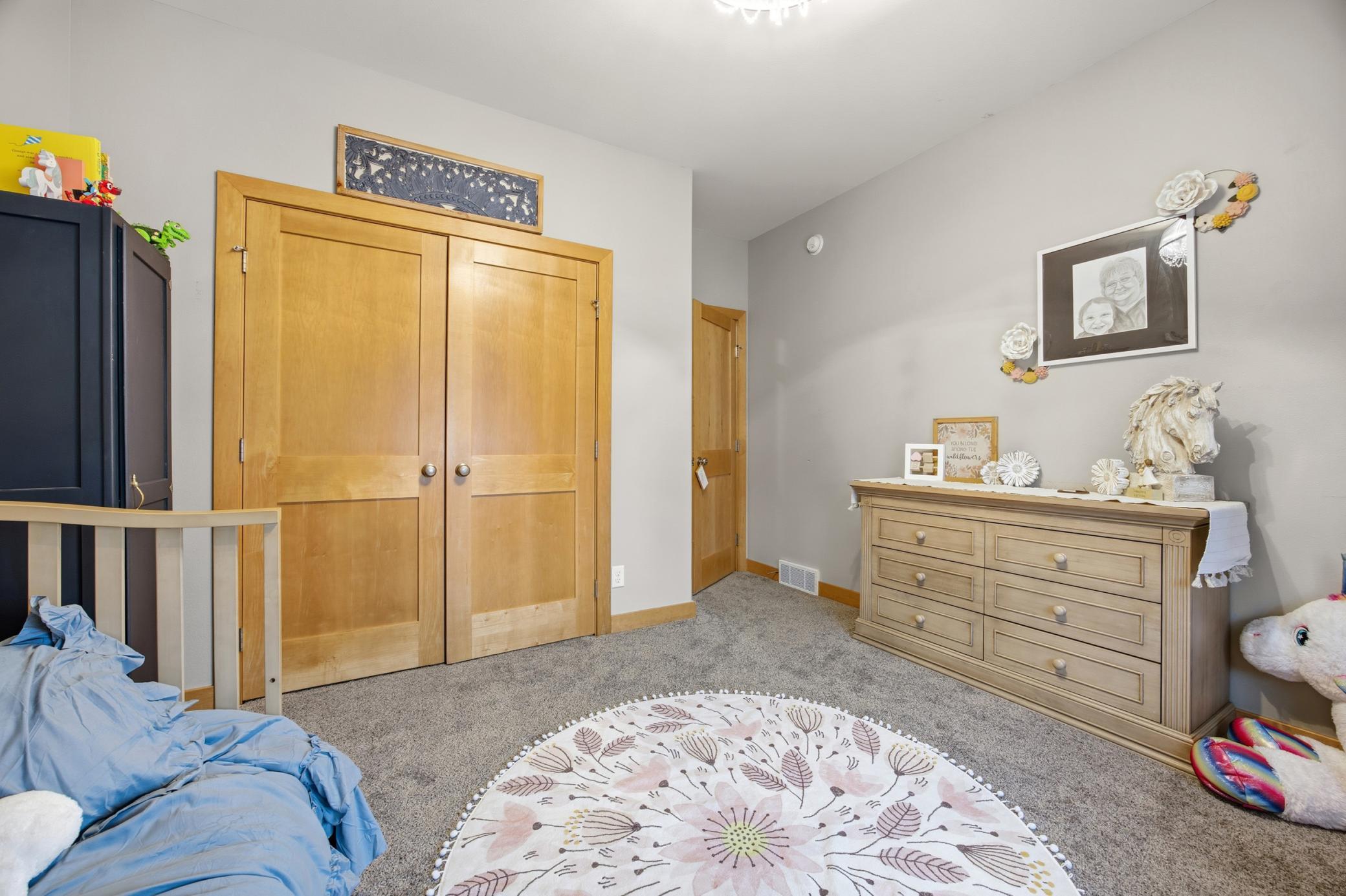 2009 single family home for sale at 3847 43rd Avenue S in Moorhead, MN — 5 bed, 4 bath (photo 23 of 40)