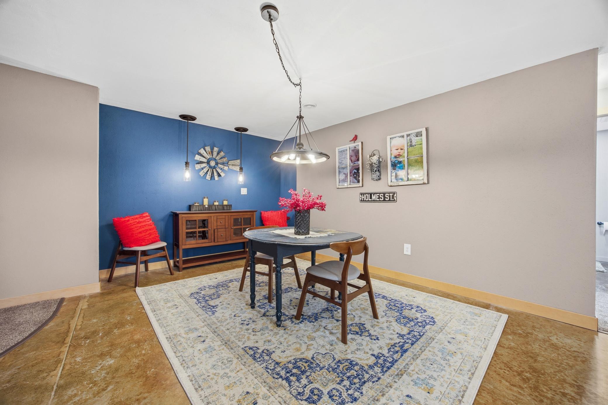 2009 single family home for sale at 3847 43rd Avenue S in Moorhead, MN — 5 bed, 4 bath (photo 28 of 40)
