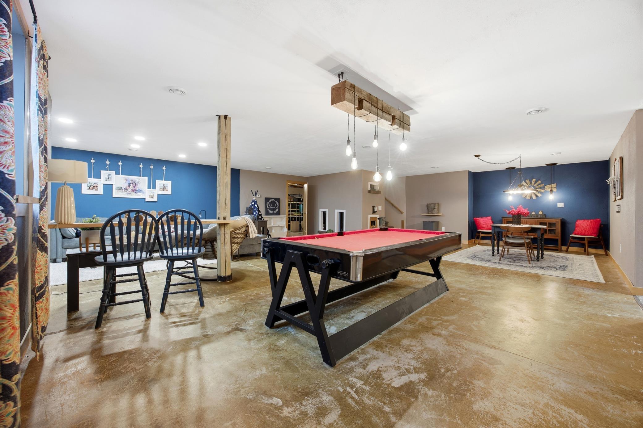 2009 single family home for sale at 3847 43rd Avenue S in Moorhead, MN — 5 bed, 4 bath (photo 30 of 40)