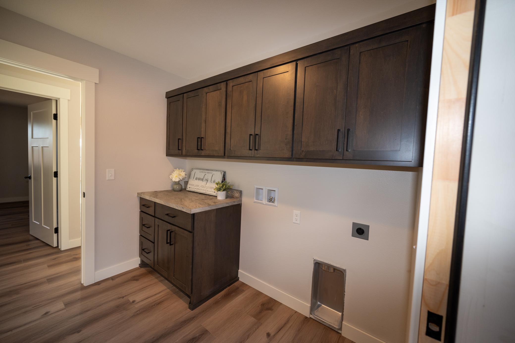 2025 single family home for sale at 7719 Scenic Overlook in Breezy Point, MN — 3 bed, 2 bath (photo 14 of 24)