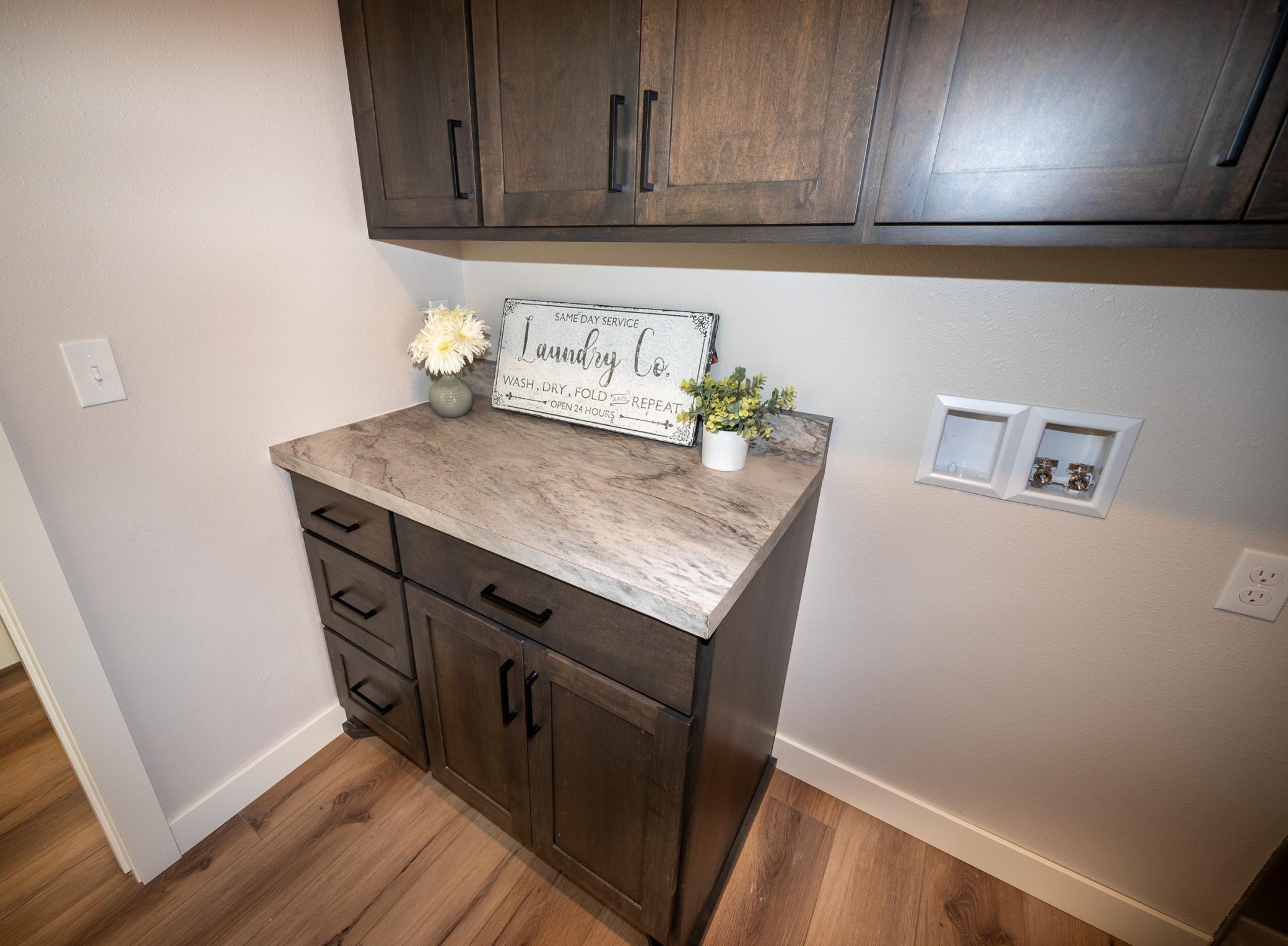 2025 single family home for sale at 7719 Scenic Overlook in Breezy Point, MN — 3 bed, 2 bath (photo 15 of 24)
