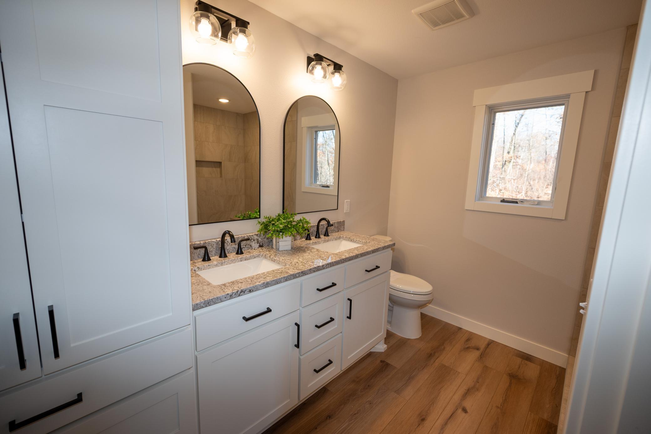 2025 single family home for sale at 7719 Scenic Overlook in Breezy Point, MN — 3 bed, 2 bath (photo 19 of 24)