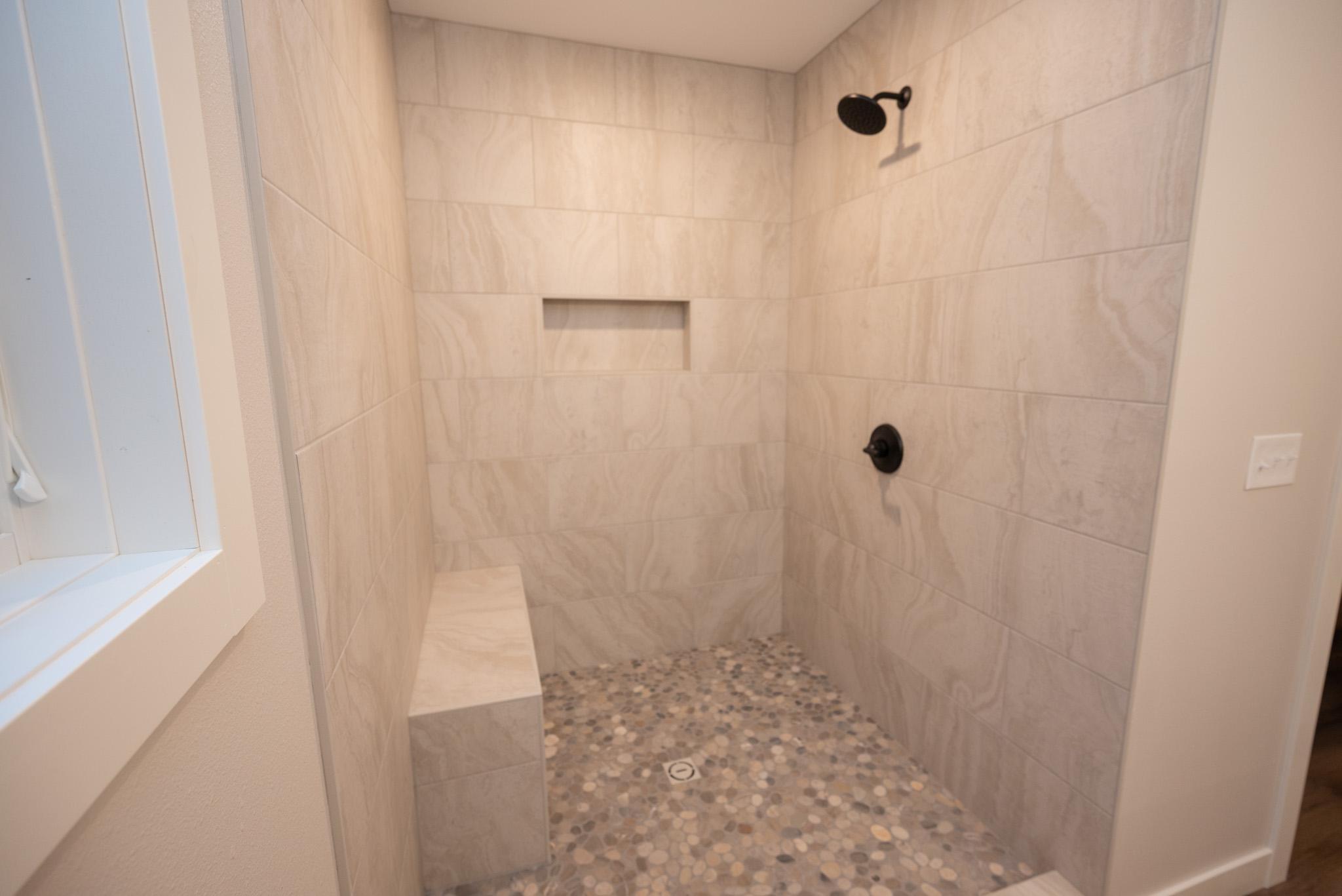 2025 single family home for sale at 7719 Scenic Overlook in Breezy Point, MN — 3 bed, 2 bath (photo 20 of 24)