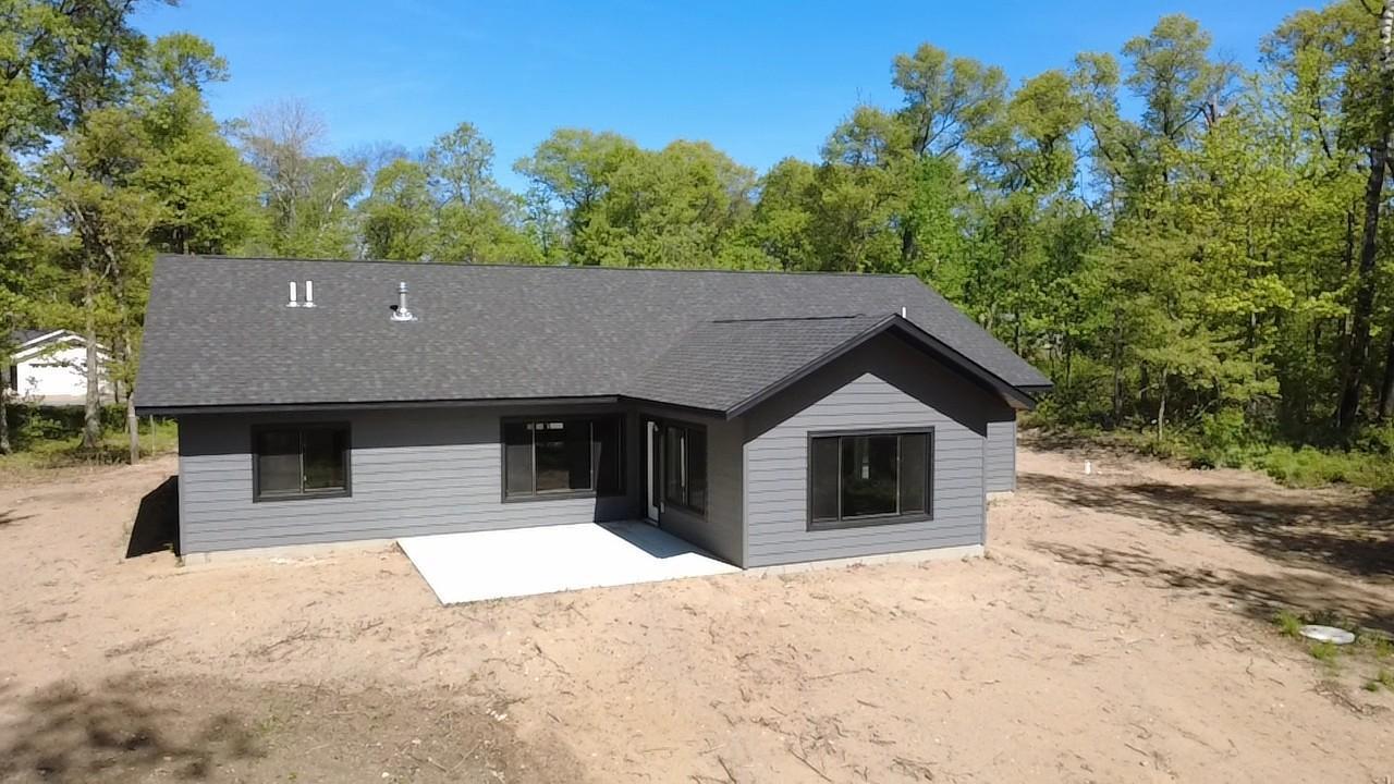 2025 single family home for sale at 7719 Scenic Overlook in Breezy Point, MN — 3 bed, 2 bath (photo 22 of 24)