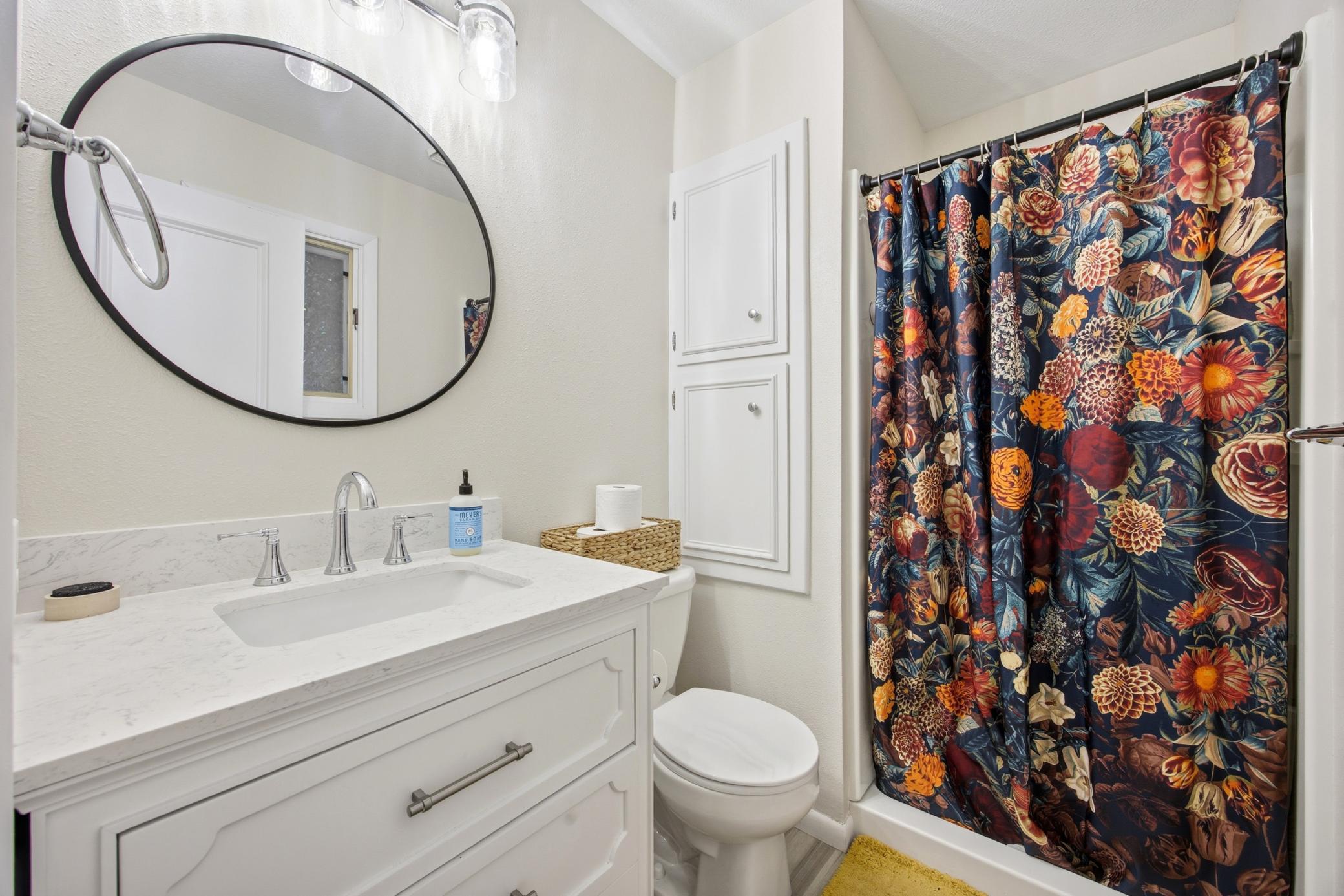 1977 single family home for sale at 3514 Riverview Circle in Moorhead, MN — 5 bed, 3 bath (photo 14 of 42)