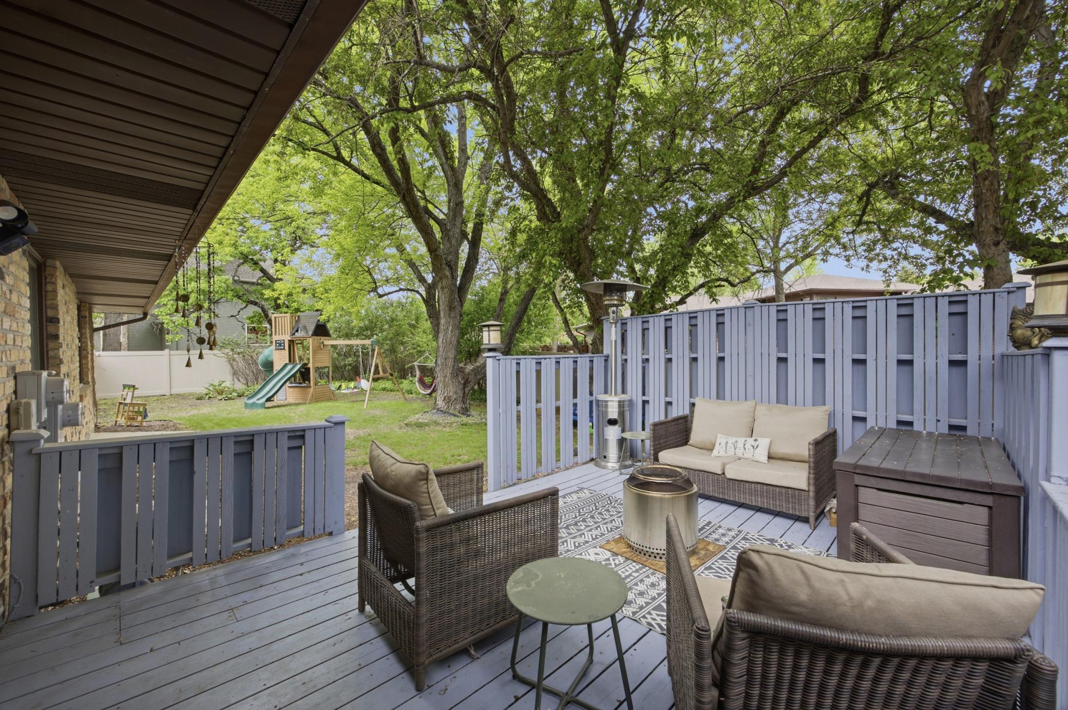 1977 single family home for sale at 3514 Riverview Circle in Moorhead, MN — 5 bed, 3 bath (photo 27 of 42)