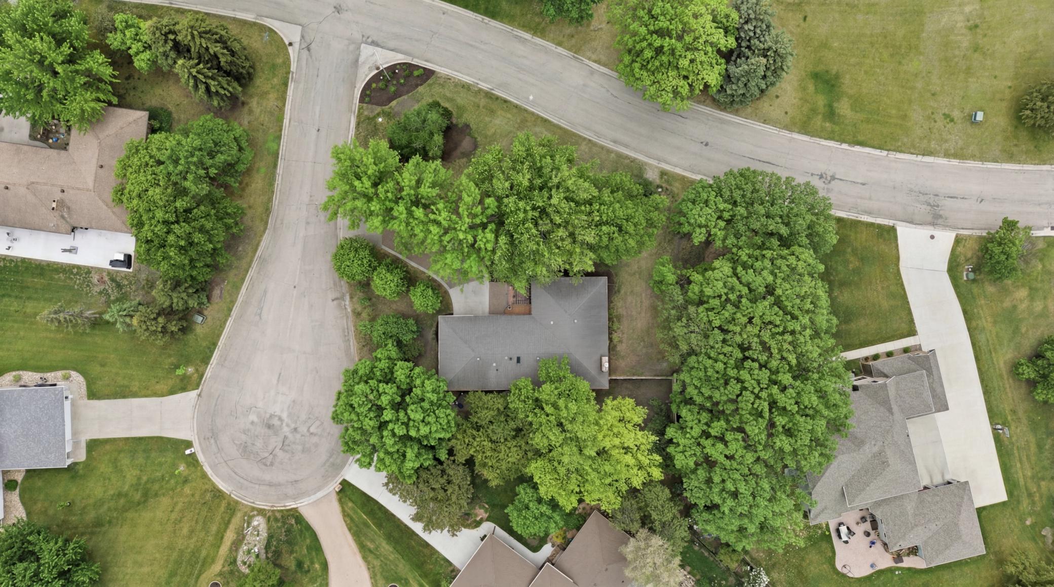 1977 single family home for sale at 3514 Riverview Circle in Moorhead, MN — 5 bed, 3 bath (photo 42 of 42)
