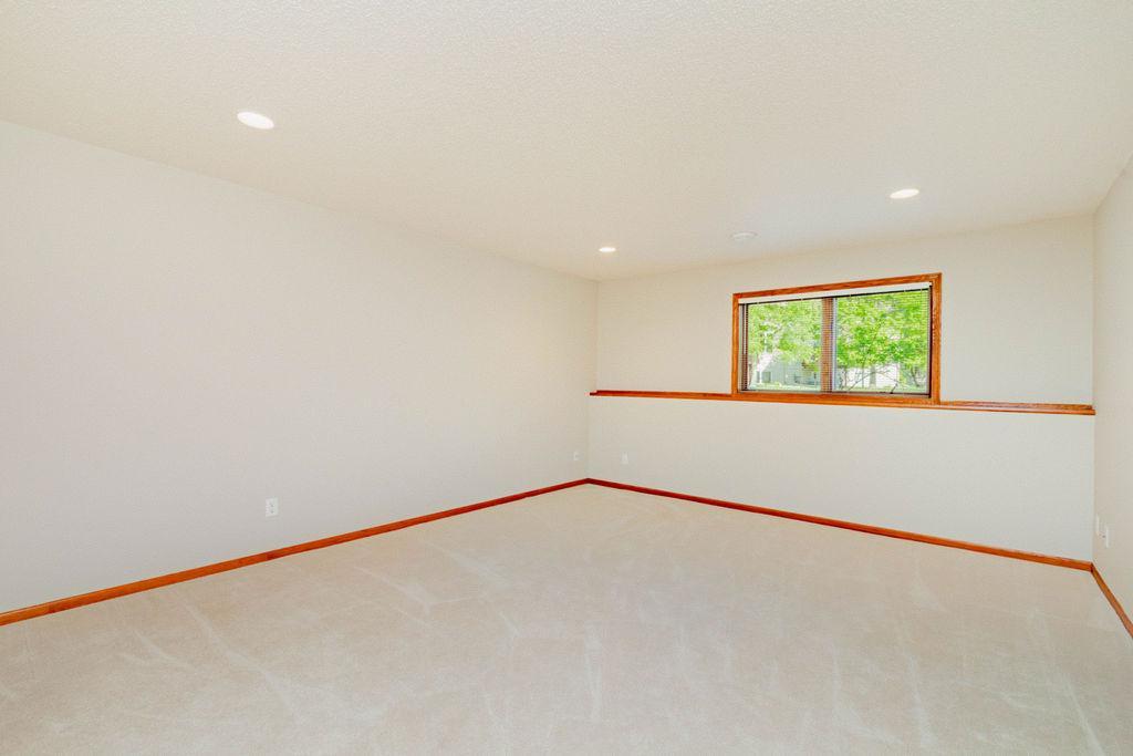 3220 40th Avenue S, Unit D, Fargo ND 58104 - Photo 30 of 43