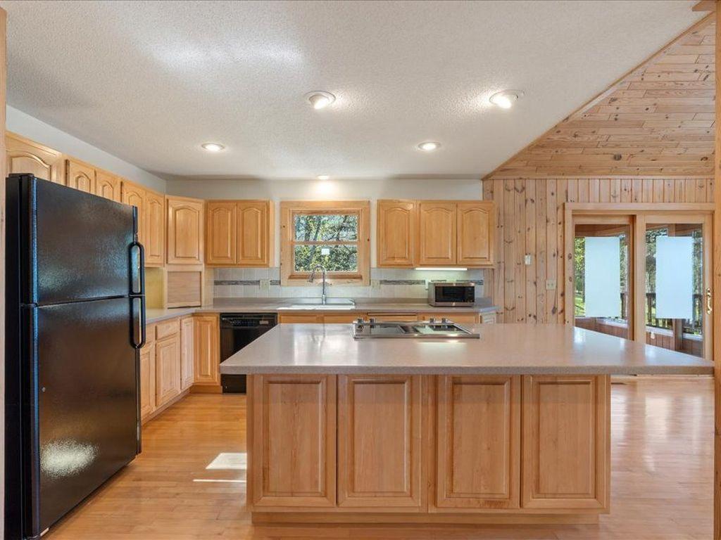 1998 single family home for sale at 28540 190th Street in Akeley, MN — 4 bed, 4 bath (photo 20 of 53)