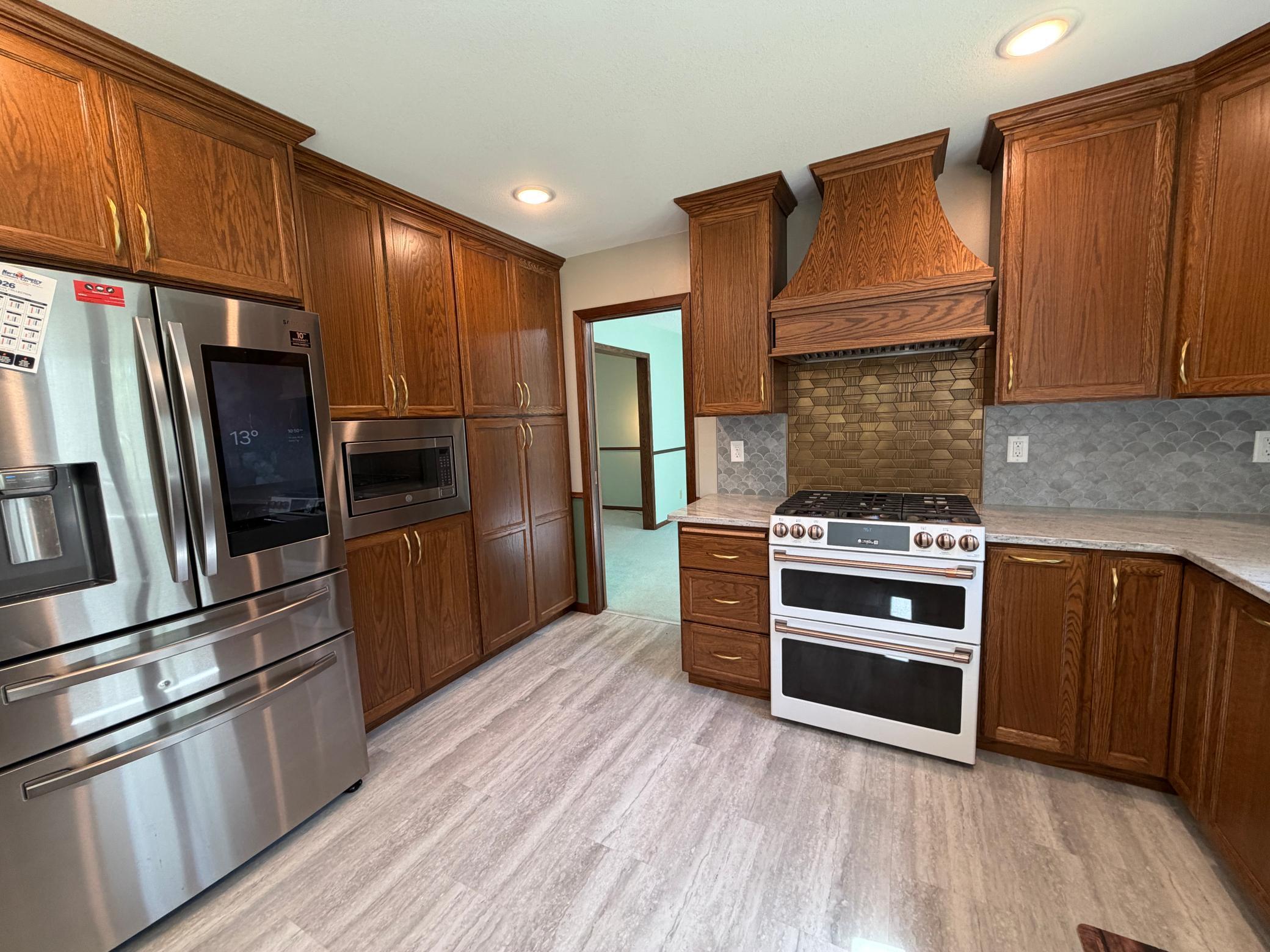 814 11th Avenue SE, Roseau MN 56751 - Photo 8 of 52