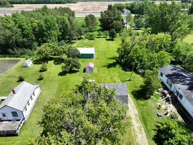 1910 single family home for sale at 350 3rd Avenue in Roosevelt, MN — 4 bed, 1 bath (photo 11 of 24)